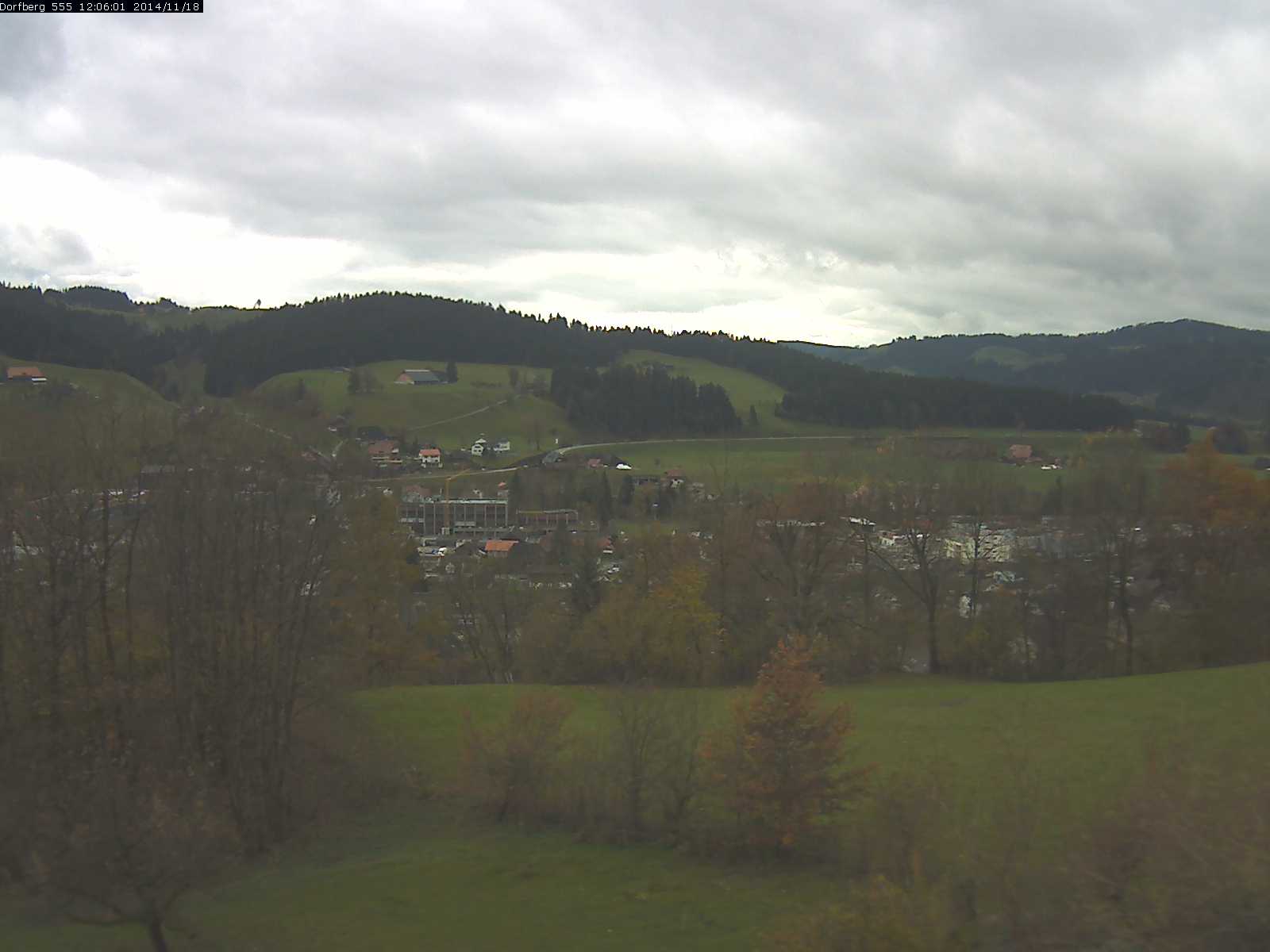 Webcam-Bild: Aussicht vom Dorfberg in Langnau 20141118-120601