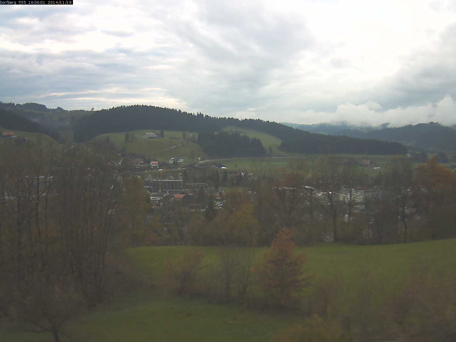 Webcam-Bild: Aussicht vom Dorfberg in Langnau 20141118-160601