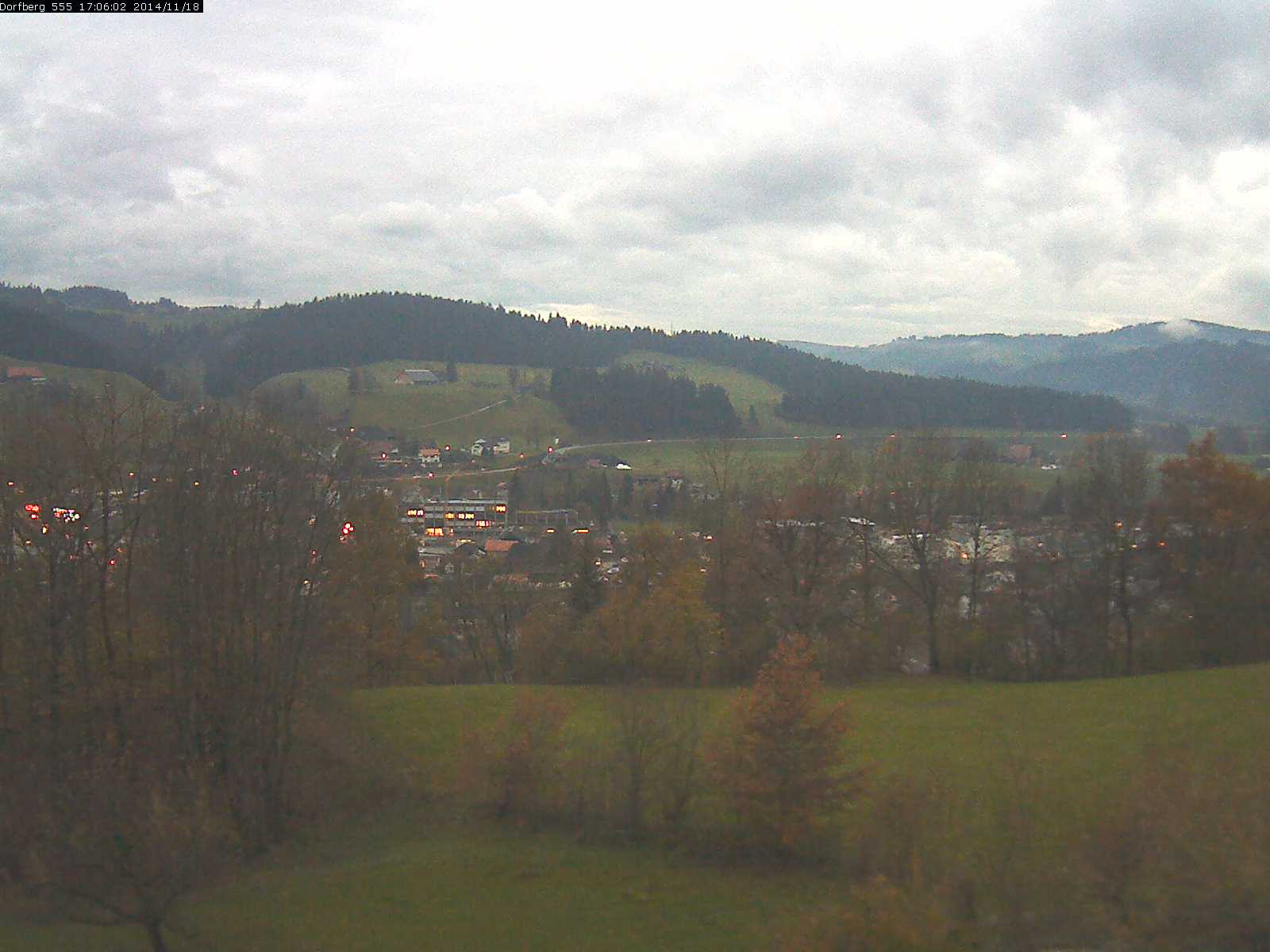 Webcam-Bild: Aussicht vom Dorfberg in Langnau 20141118-170601
