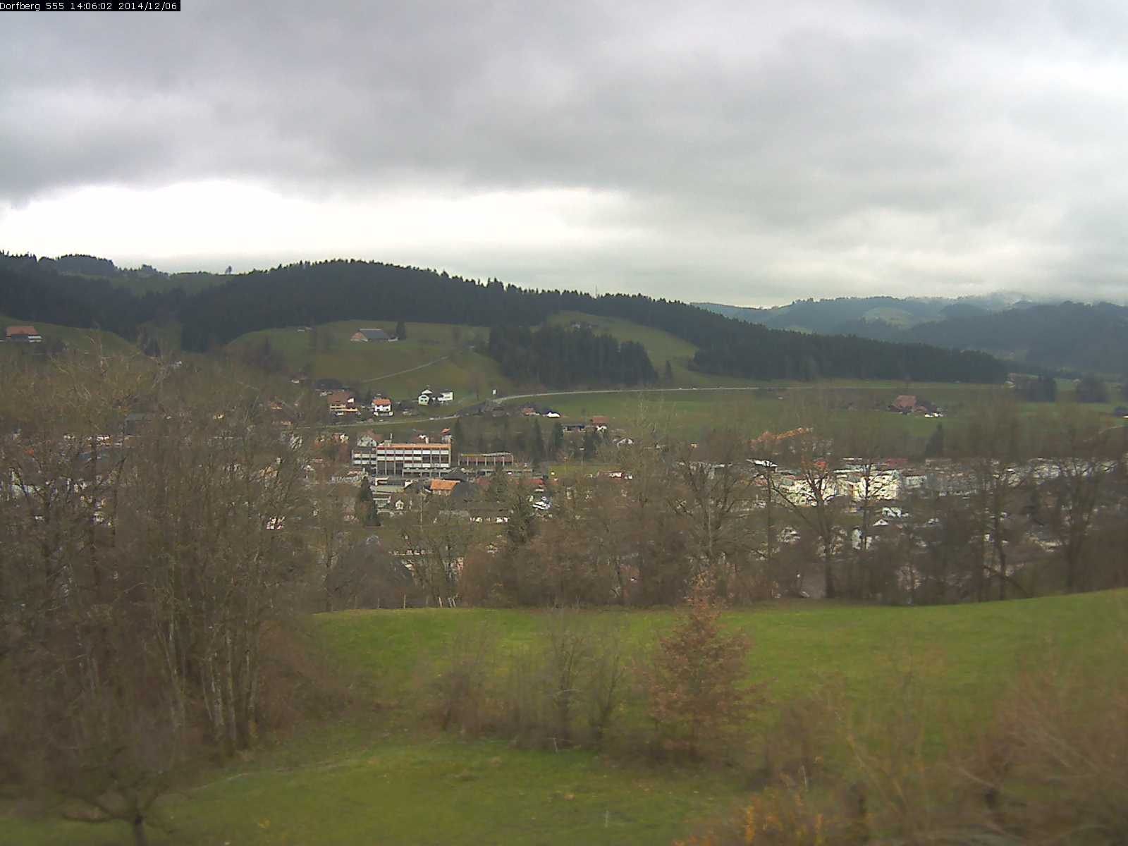 Webcam-Bild: Aussicht vom Dorfberg in Langnau 20141206-140601