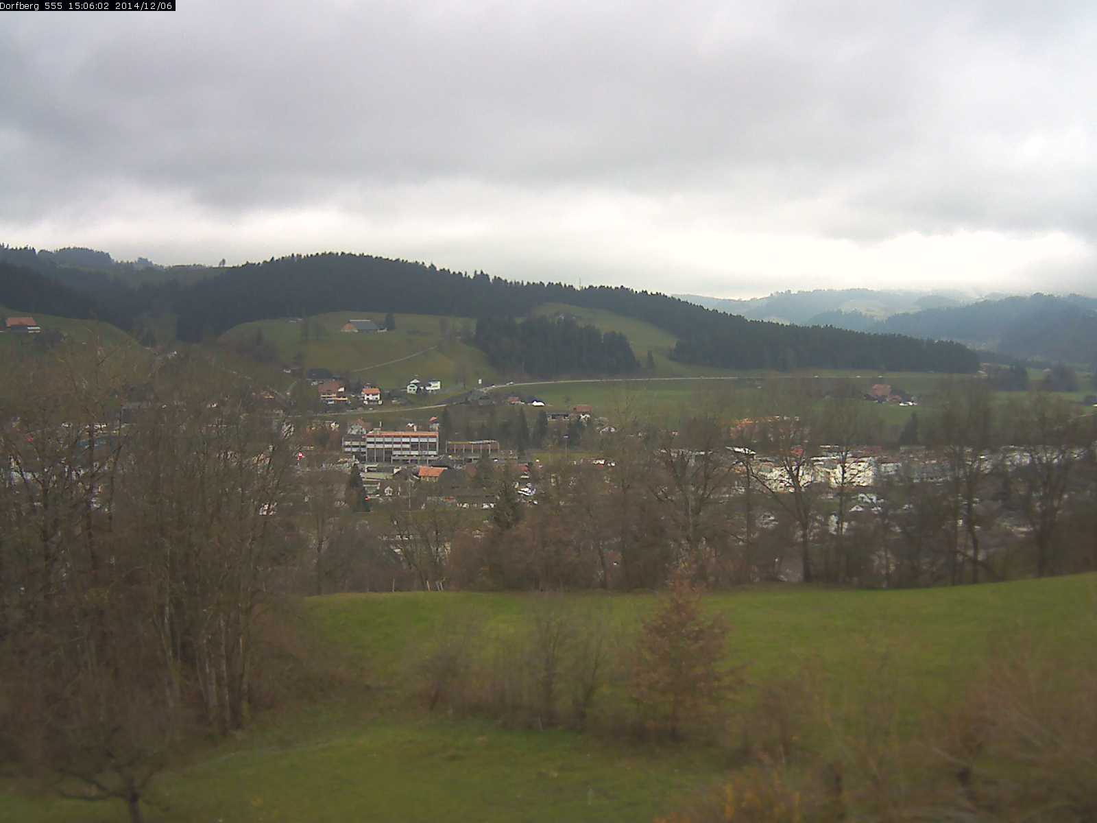 Webcam-Bild: Aussicht vom Dorfberg in Langnau 20141206-150601