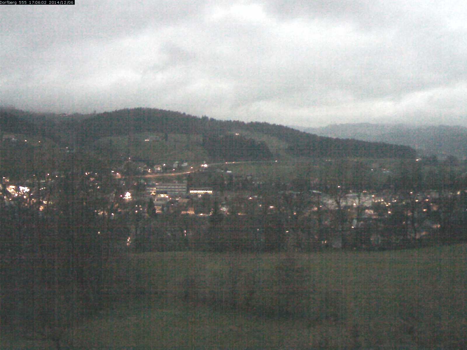 Webcam-Bild: Aussicht vom Dorfberg in Langnau 20141206-170601