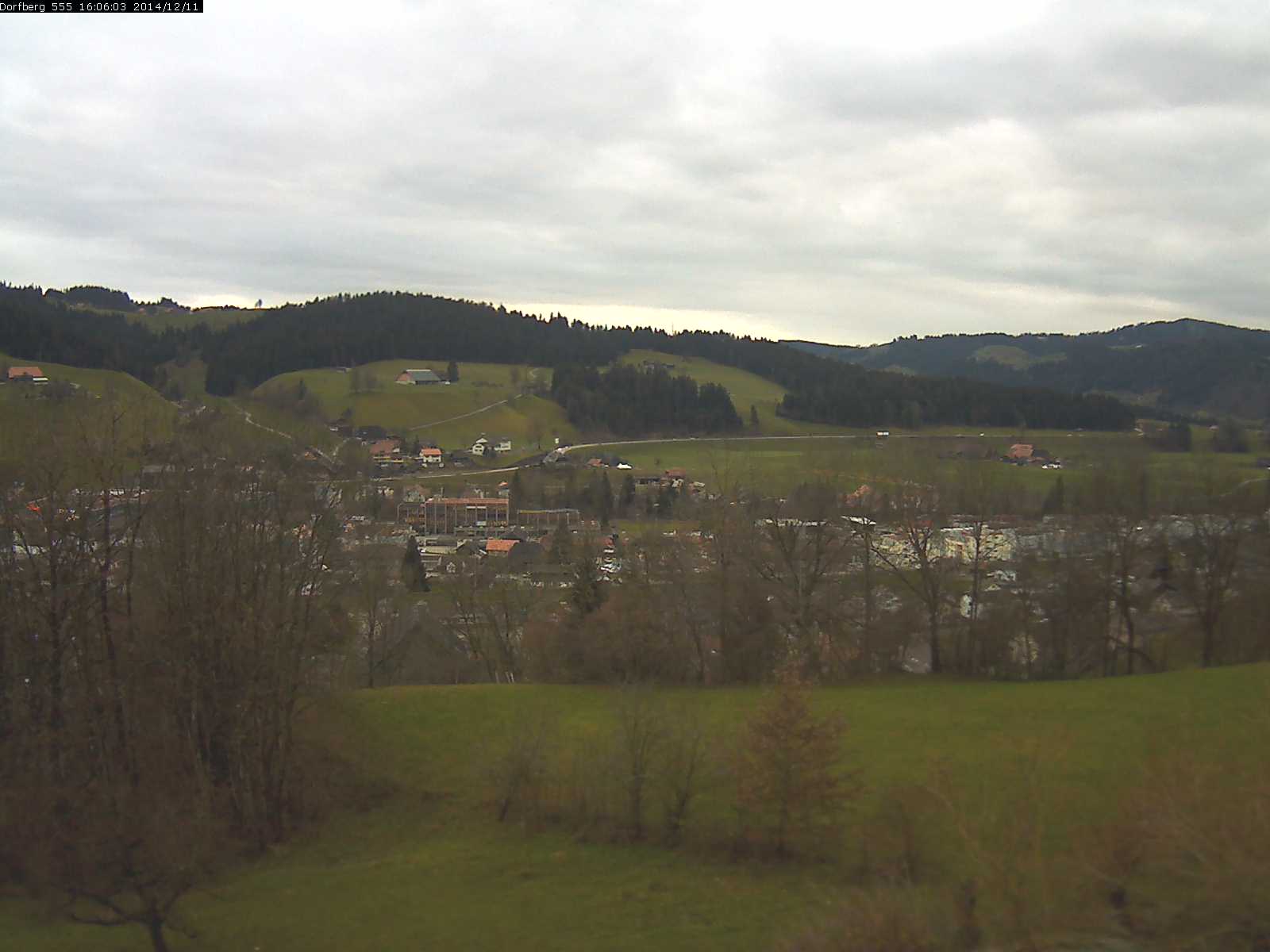 Webcam-Bild: Aussicht vom Dorfberg in Langnau 20141211-160601