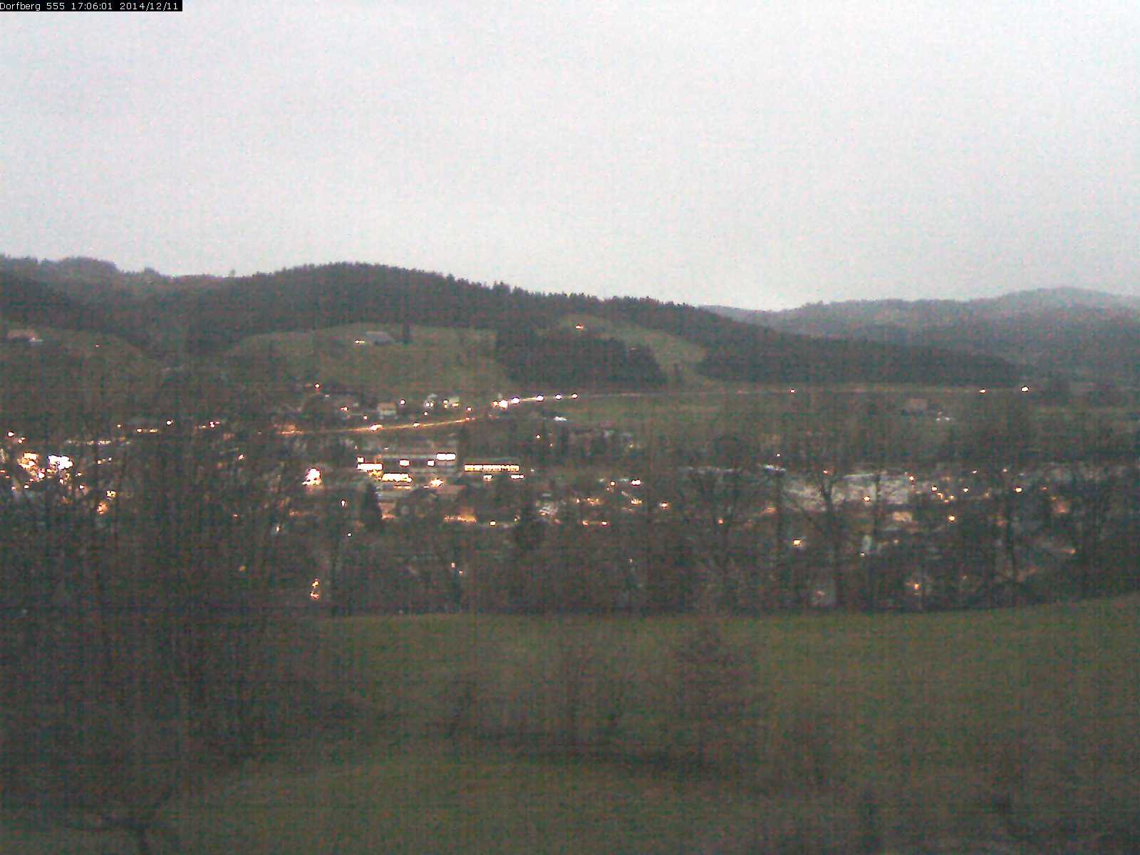 Webcam-Bild: Aussicht vom Dorfberg in Langnau 20141211-170601
