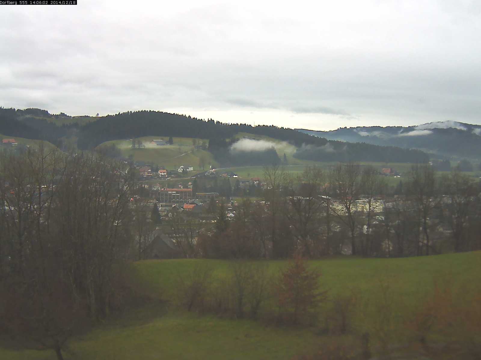 Webcam-Bild: Aussicht vom Dorfberg in Langnau 20141218-140602