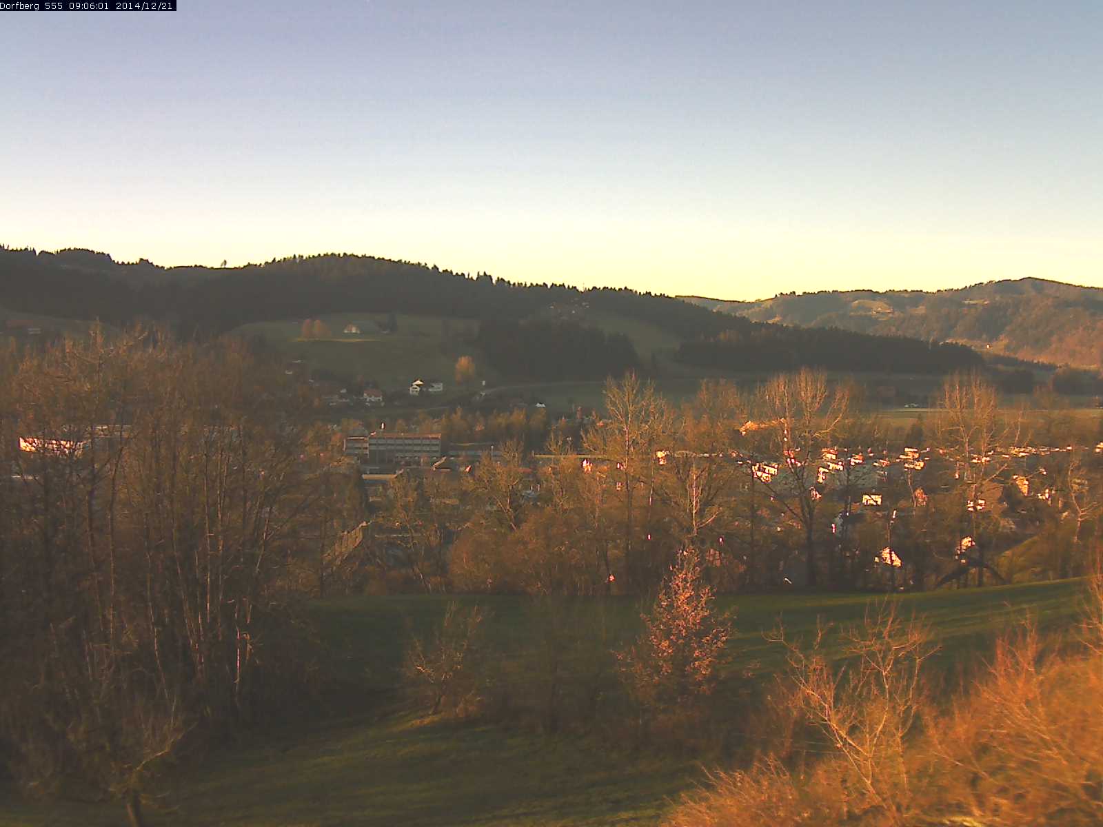 Webcam-Bild: Aussicht vom Dorfberg in Langnau 20141221-090601