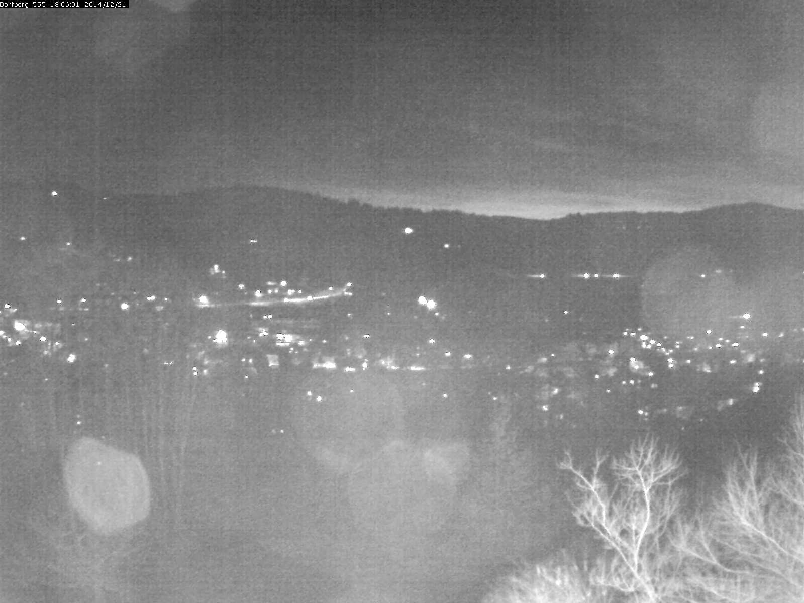 Webcam-Bild: Aussicht vom Dorfberg in Langnau 20141221-180601