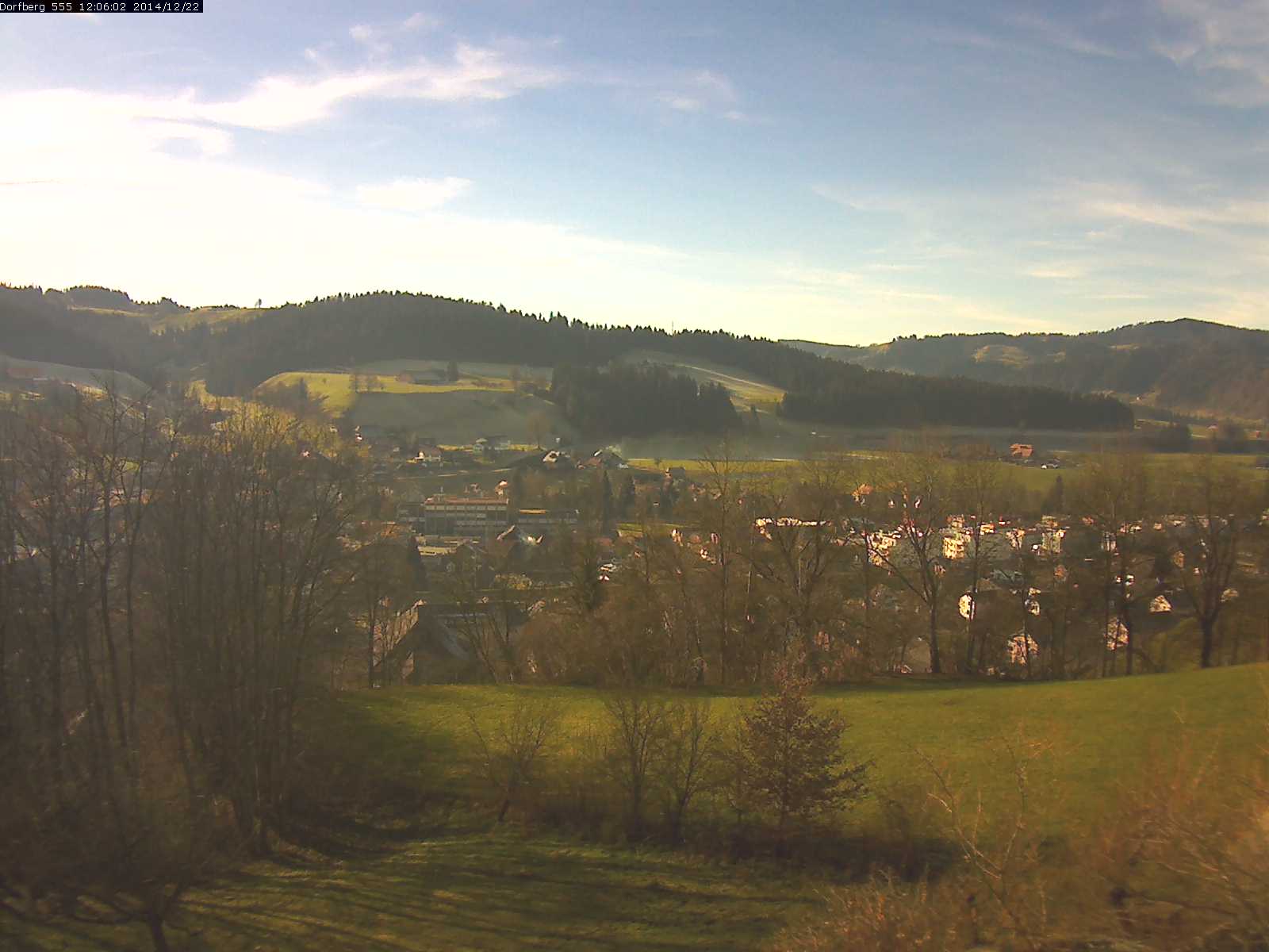 Webcam-Bild: Aussicht vom Dorfberg in Langnau 20141222-120601