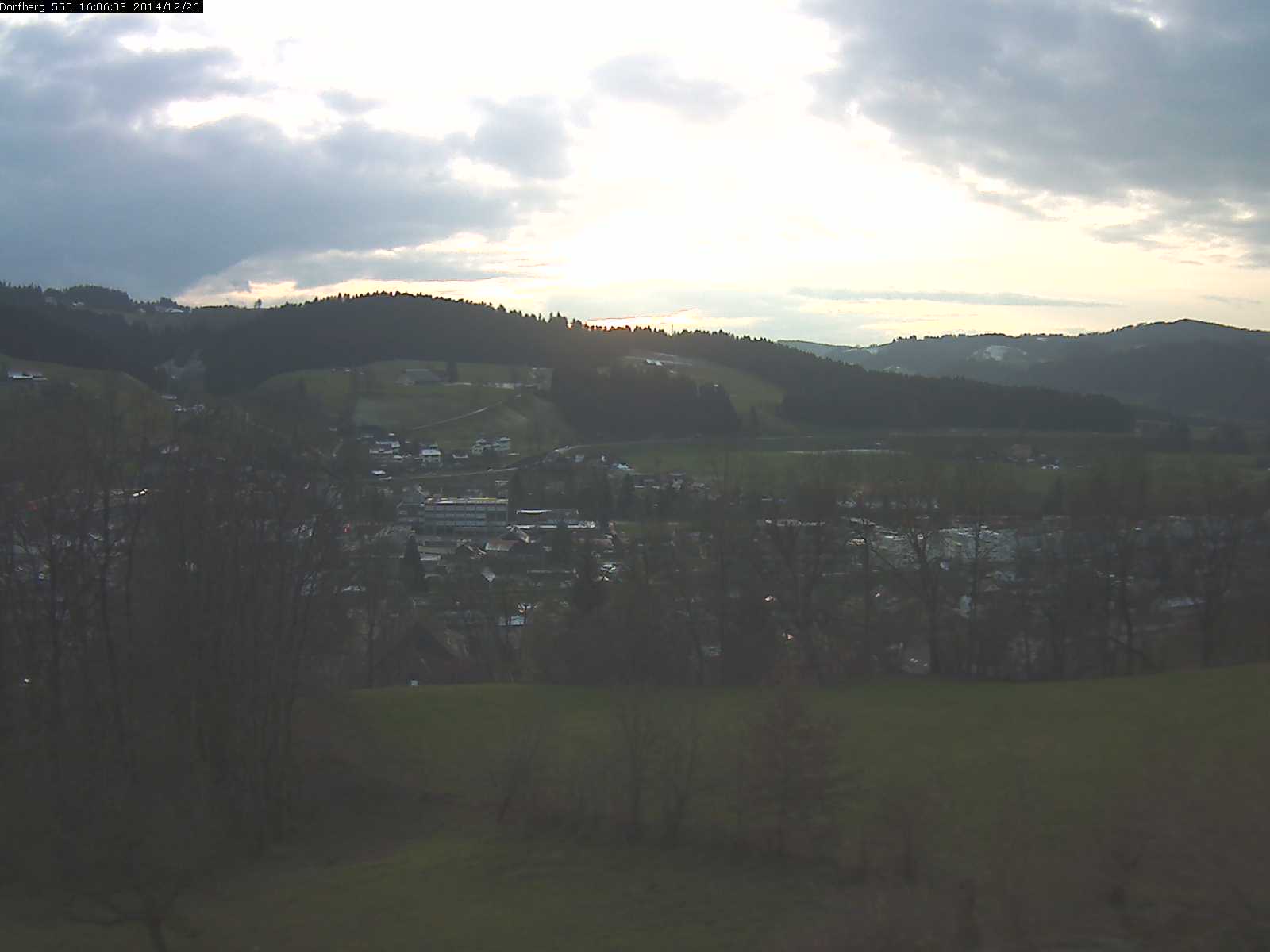 Webcam-Bild: Aussicht vom Dorfberg in Langnau 20141226-160601