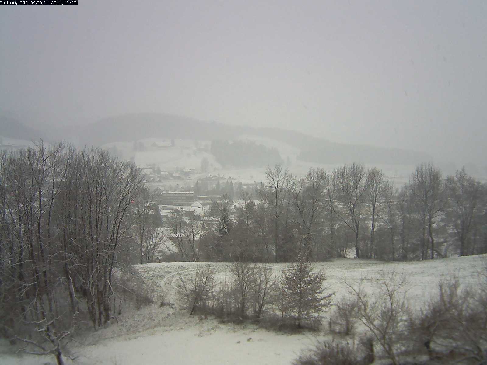 Webcam-Bild: Aussicht vom Dorfberg in Langnau 20141227-090601