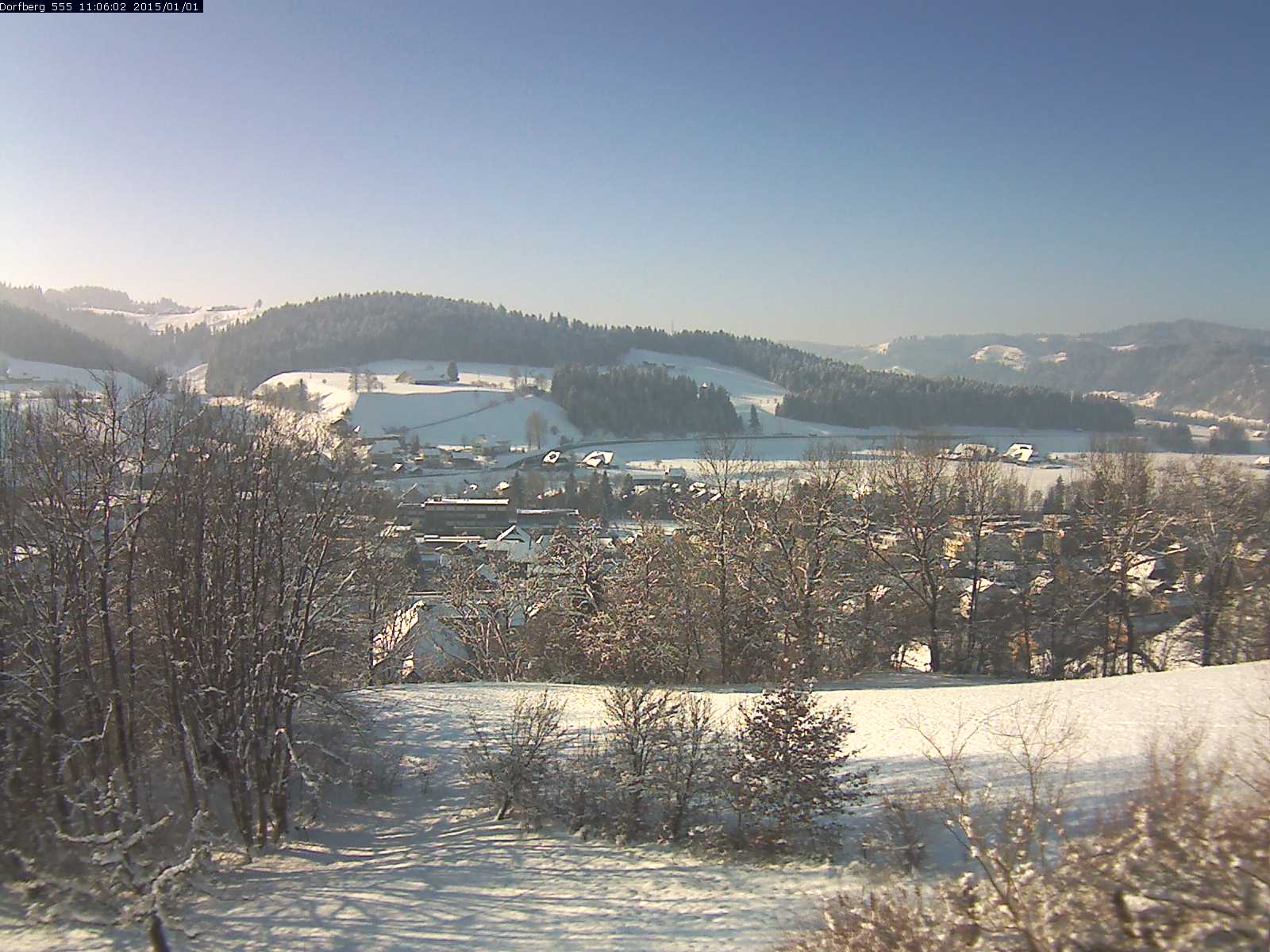 Webcam-Bild: Aussicht vom Dorfberg in Langnau 20150101-110601