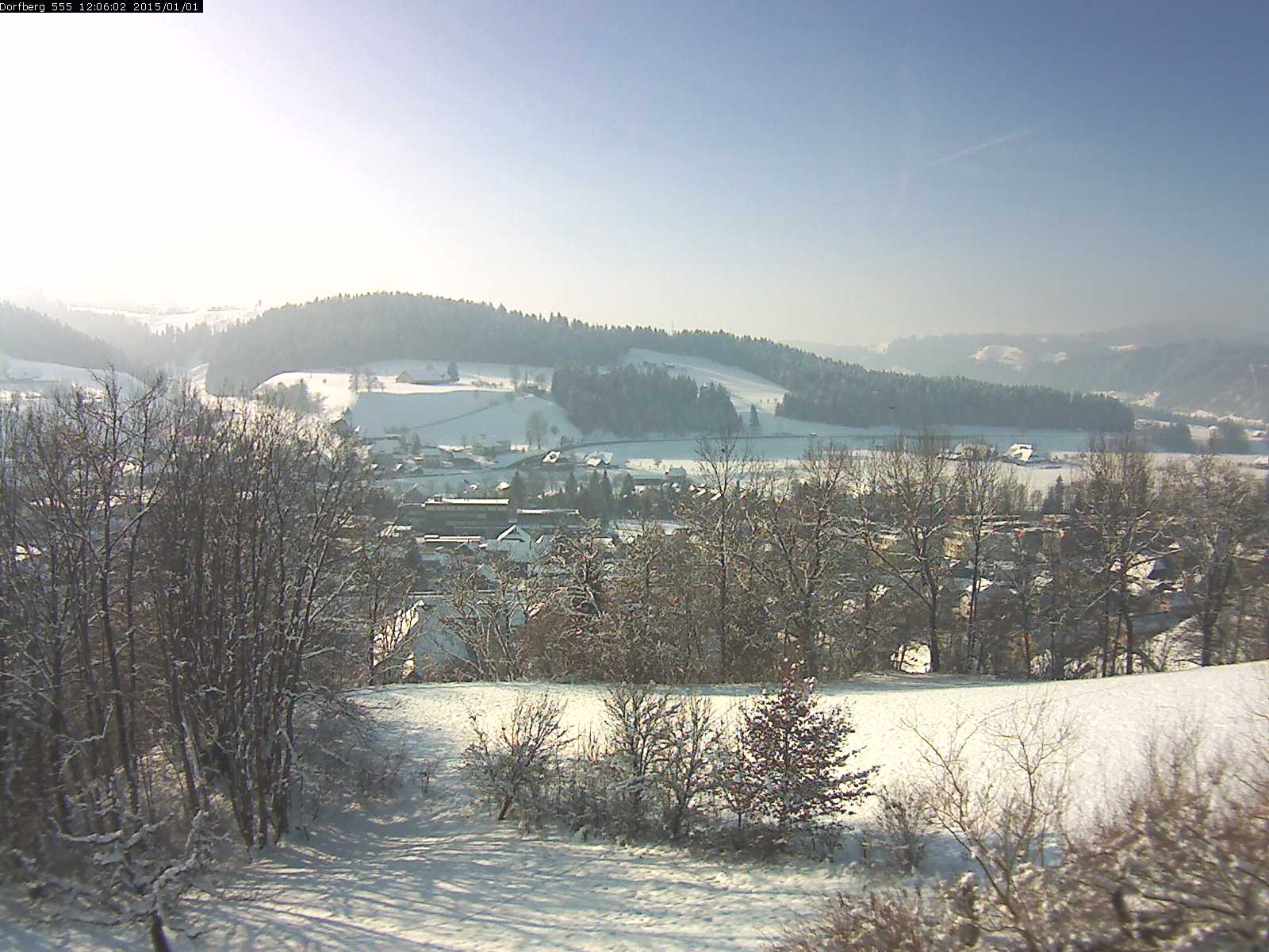 Webcam-Bild: Aussicht vom Dorfberg in Langnau 20150101-120601
