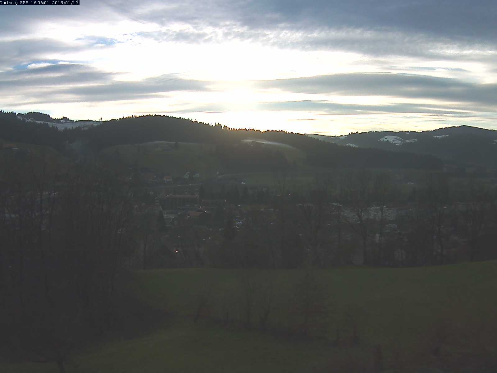 Webcam-Bild: Aussicht vom Dorfberg in Langnau 20150112-160601