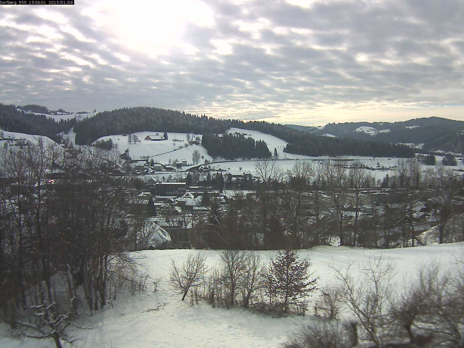 Webcam-Bild: Aussicht vom Dorfberg in Langnau 20150128-150601