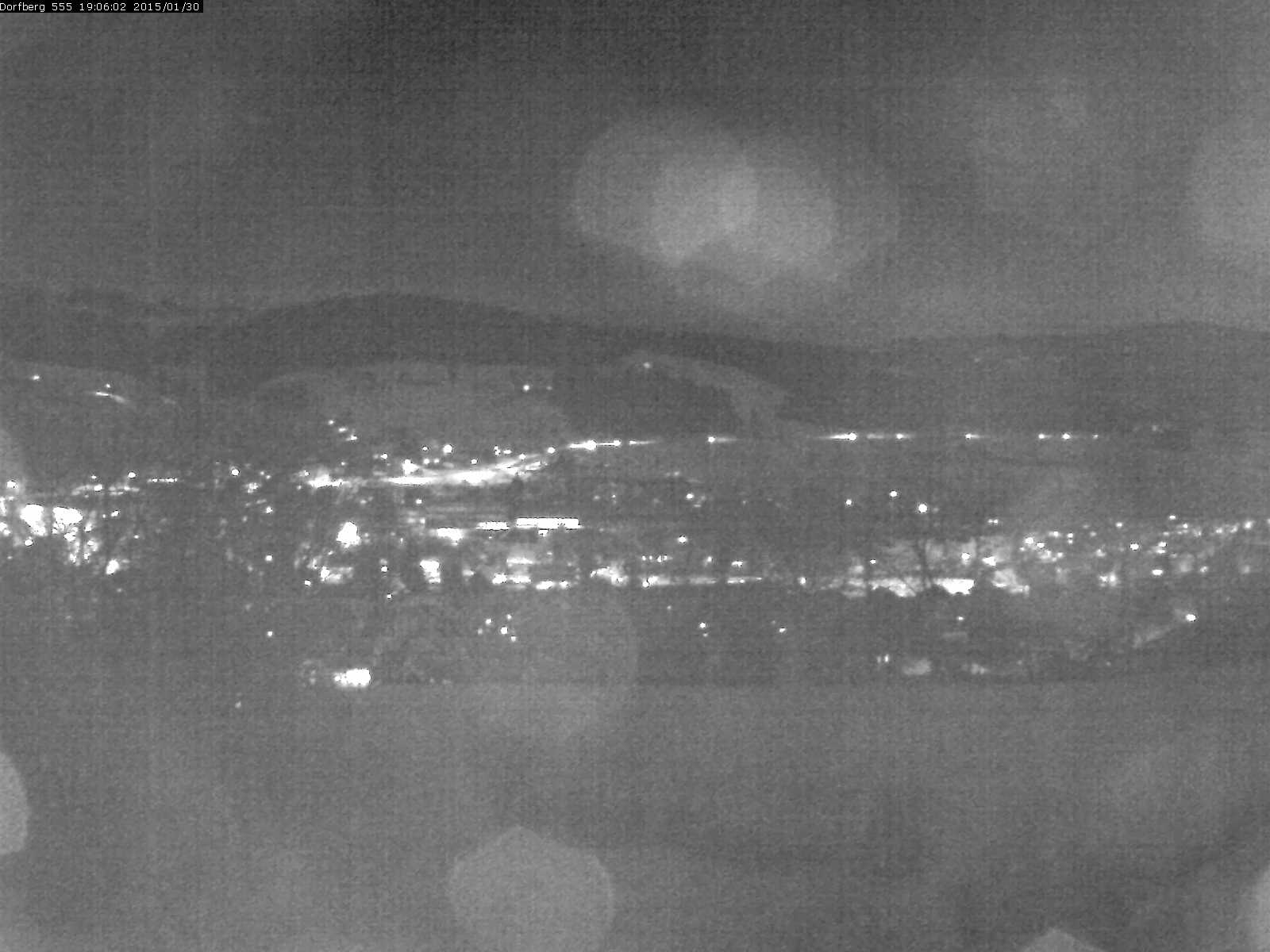 Webcam-Bild: Aussicht vom Dorfberg in Langnau 20150130-190601