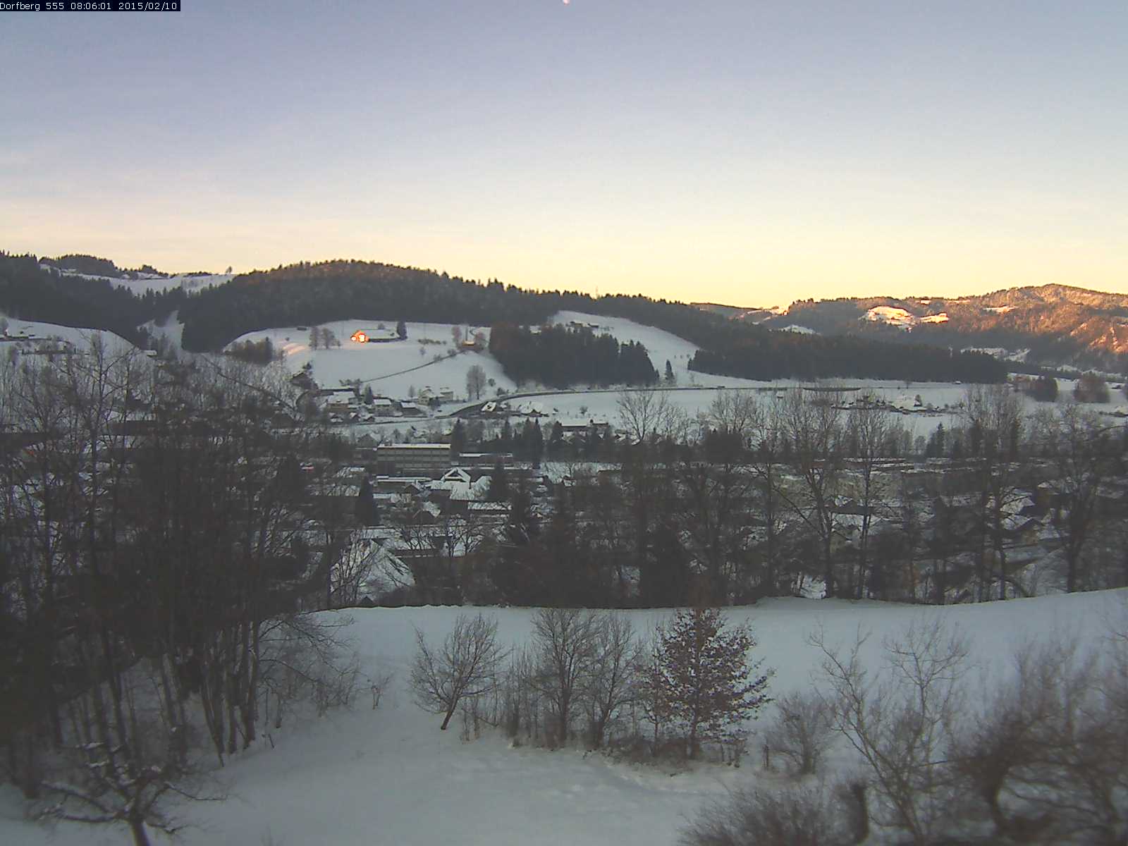 Webcam-Bild: Aussicht vom Dorfberg in Langnau 20150210-080601
