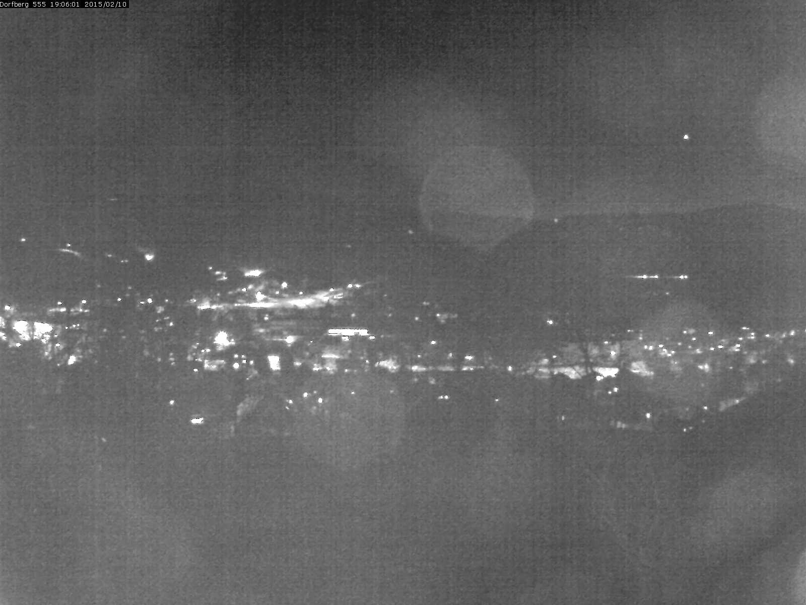 Webcam-Bild: Aussicht vom Dorfberg in Langnau 20150210-190601