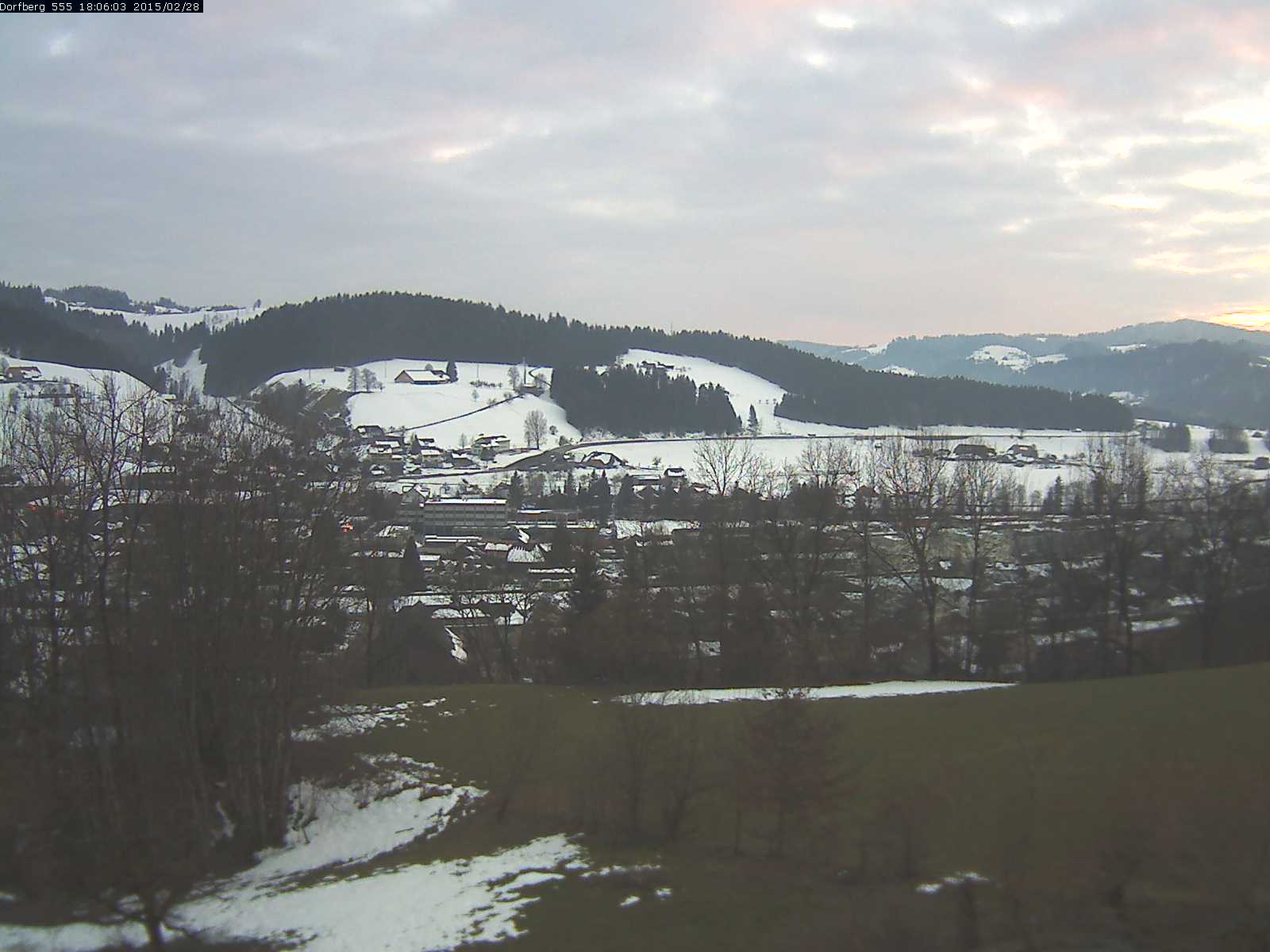 Webcam-Bild: Aussicht vom Dorfberg in Langnau 20150228-180601