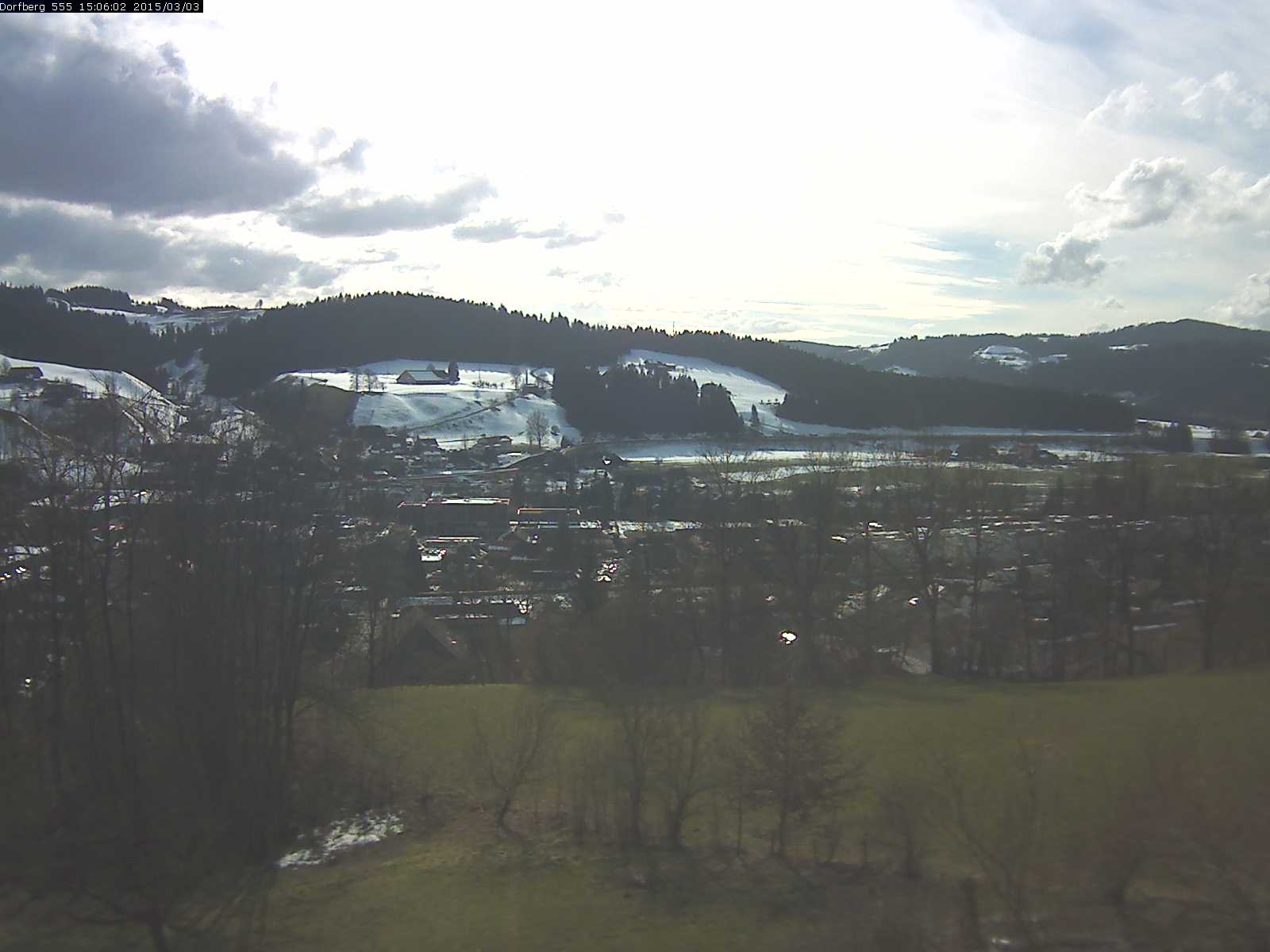 Webcam-Bild: Aussicht vom Dorfberg in Langnau 20150303-150602