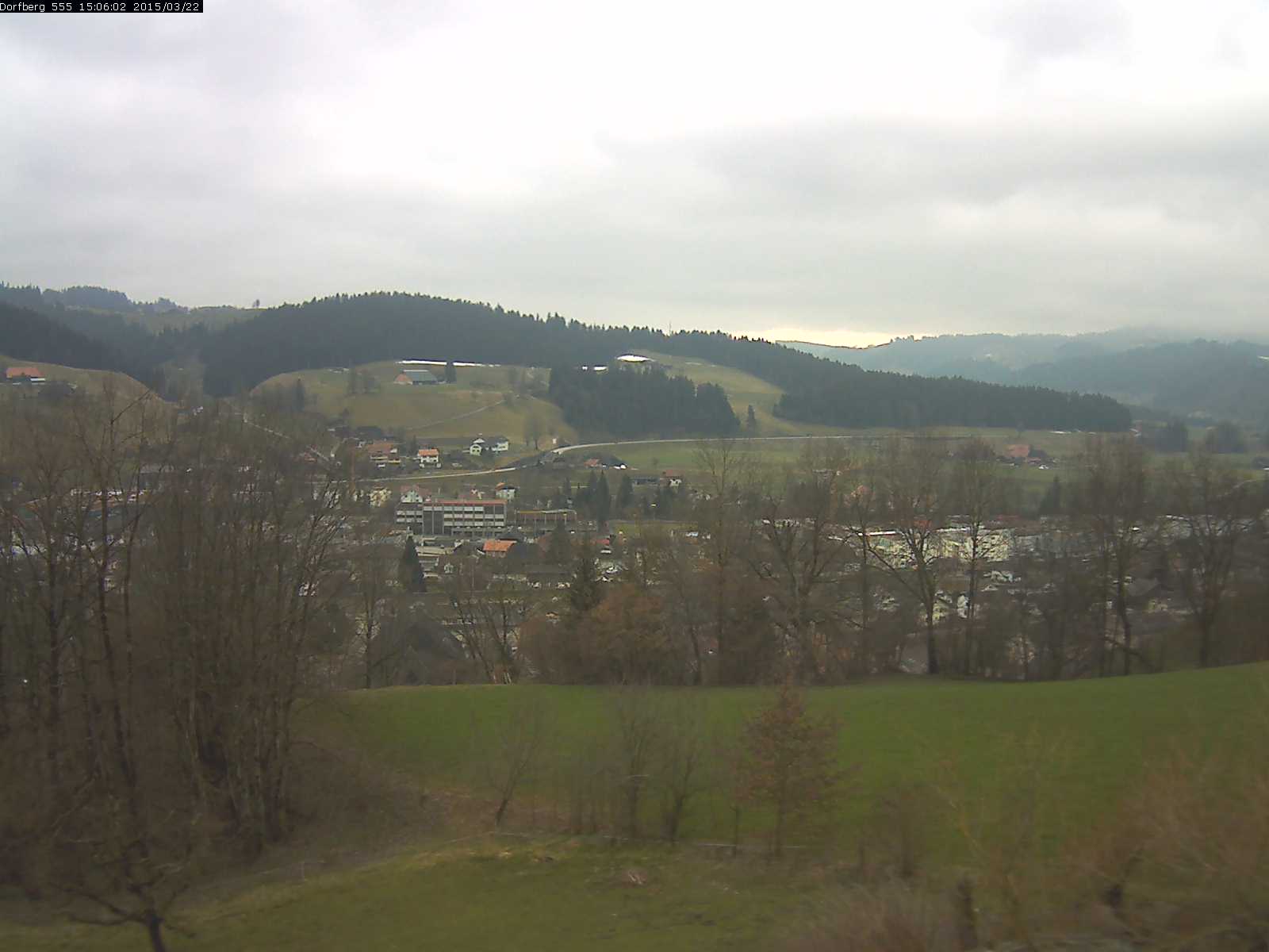 Webcam-Bild: Aussicht vom Dorfberg in Langnau 20150322-150601
