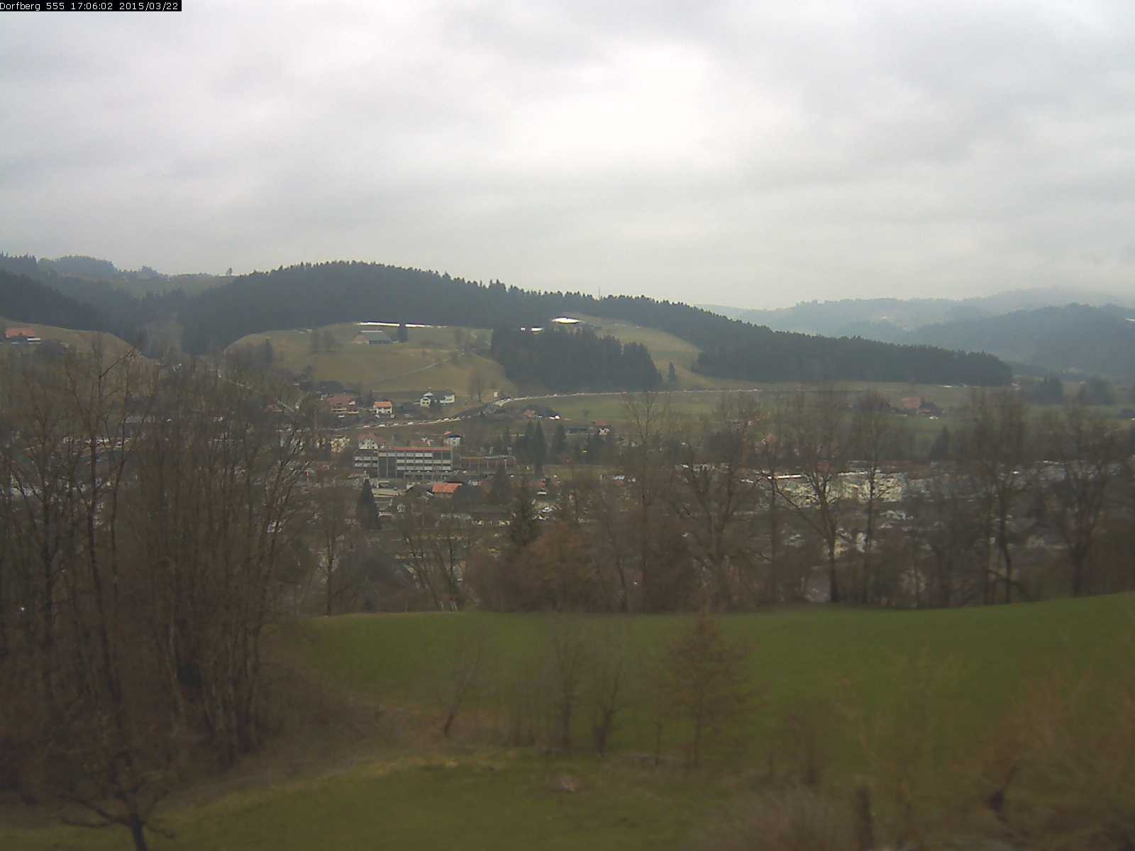 Webcam-Bild: Aussicht vom Dorfberg in Langnau 20150322-170601