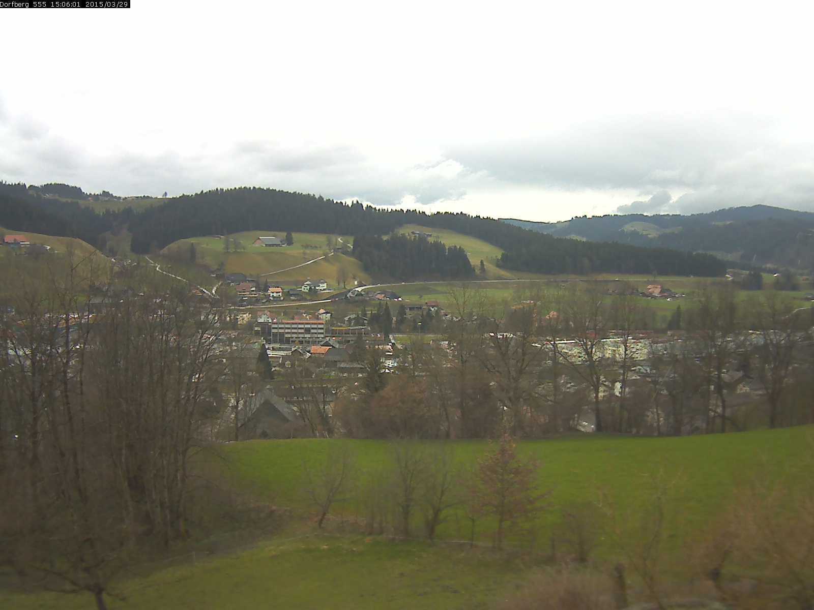 Webcam-Bild: Aussicht vom Dorfberg in Langnau 20150329-150601