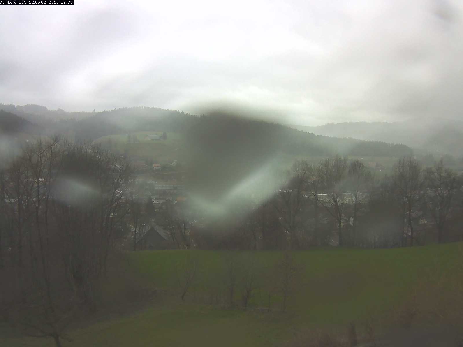 Webcam-Bild: Aussicht vom Dorfberg in Langnau 20150330-120601