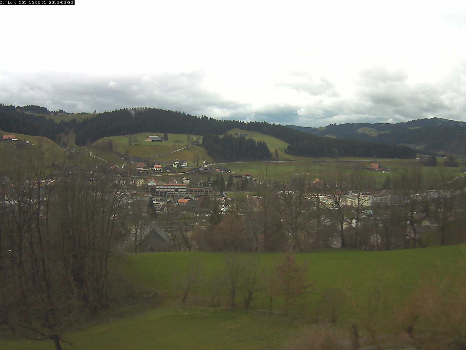 Webcam-Bild: Aussicht vom Dorfberg in Langnau 20150330-160601