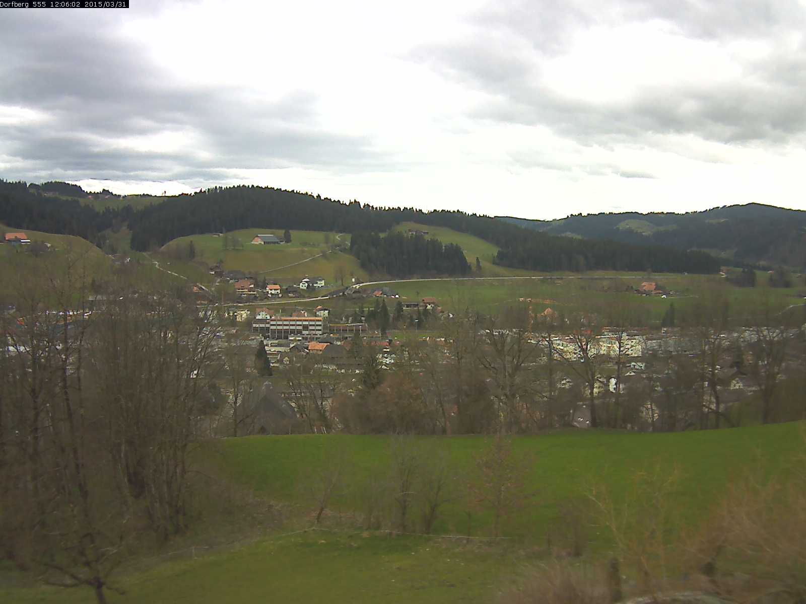 Webcam-Bild: Aussicht vom Dorfberg in Langnau 20150331-120601
