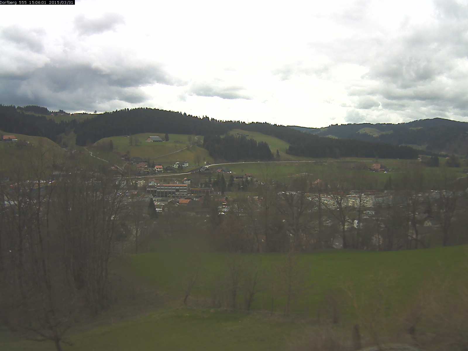Webcam-Bild: Aussicht vom Dorfberg in Langnau 20150331-150601