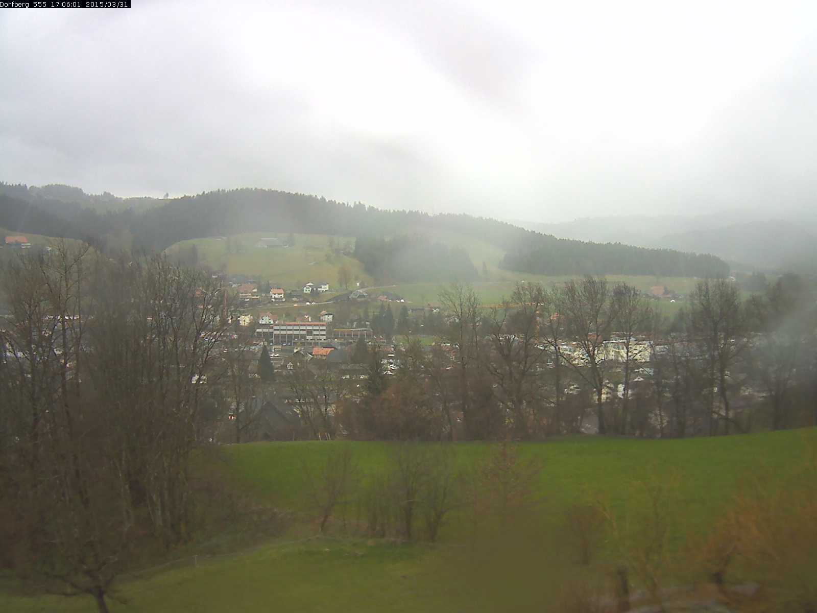 Webcam-Bild: Aussicht vom Dorfberg in Langnau 20150331-170601
