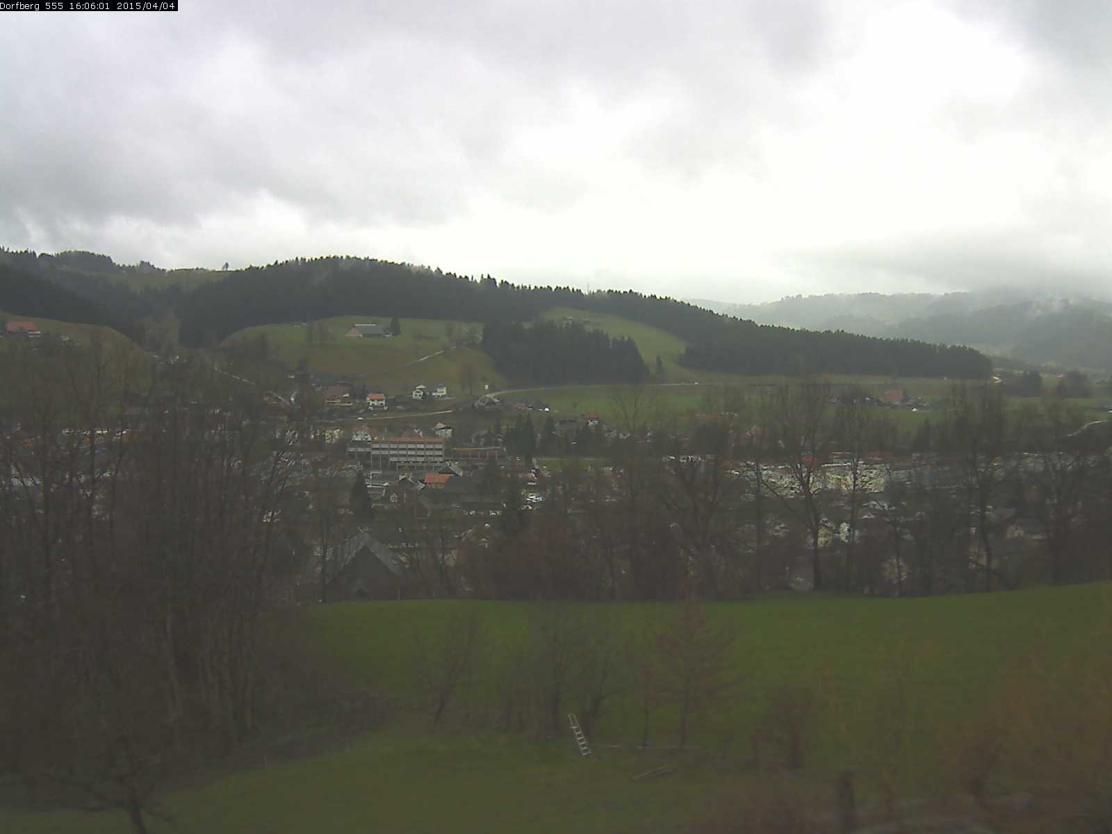 Webcam-Bild: Aussicht vom Dorfberg in Langnau 20150404-160601