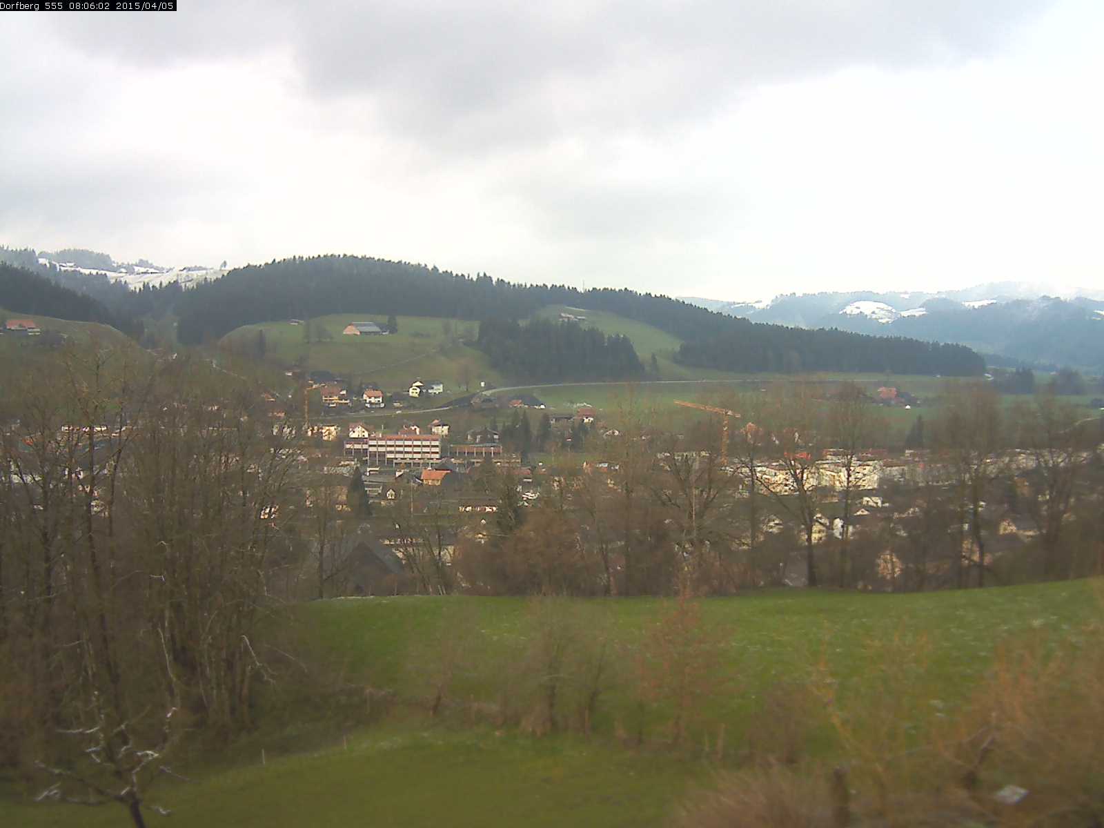 Webcam-Bild: Aussicht vom Dorfberg in Langnau 20150405-080601