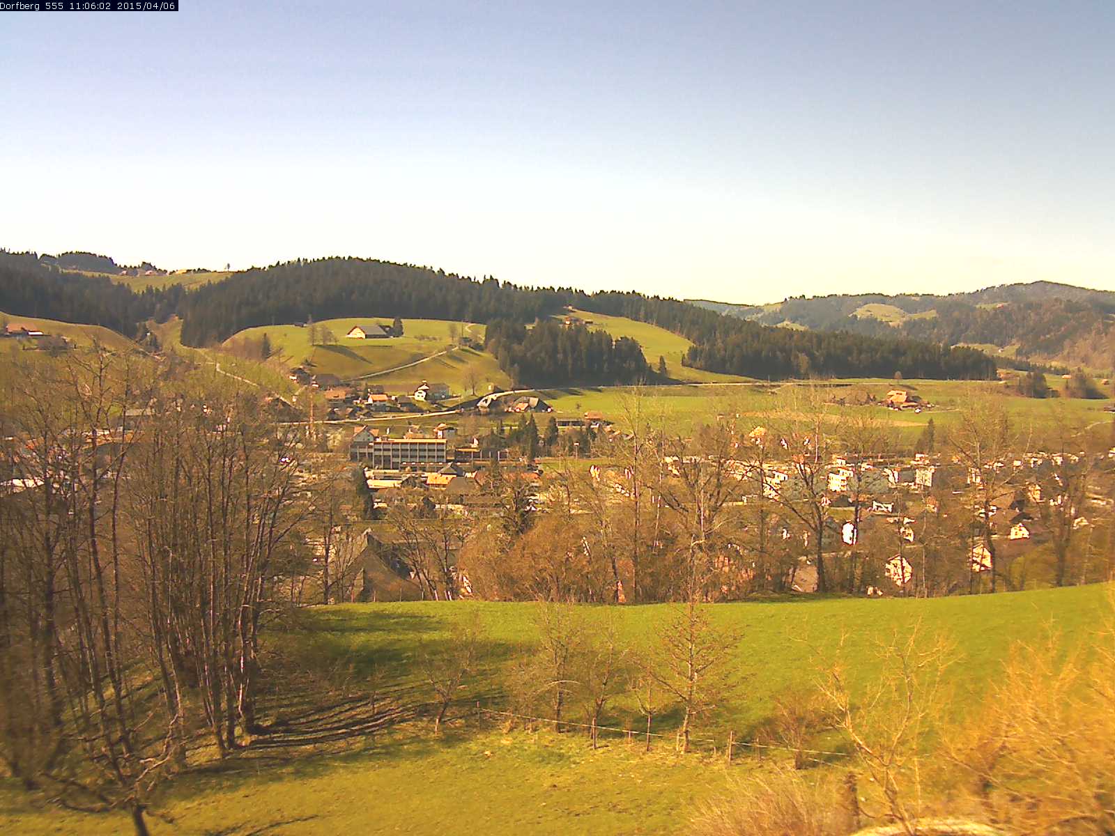 Webcam-Bild: Aussicht vom Dorfberg in Langnau 20150406-110601