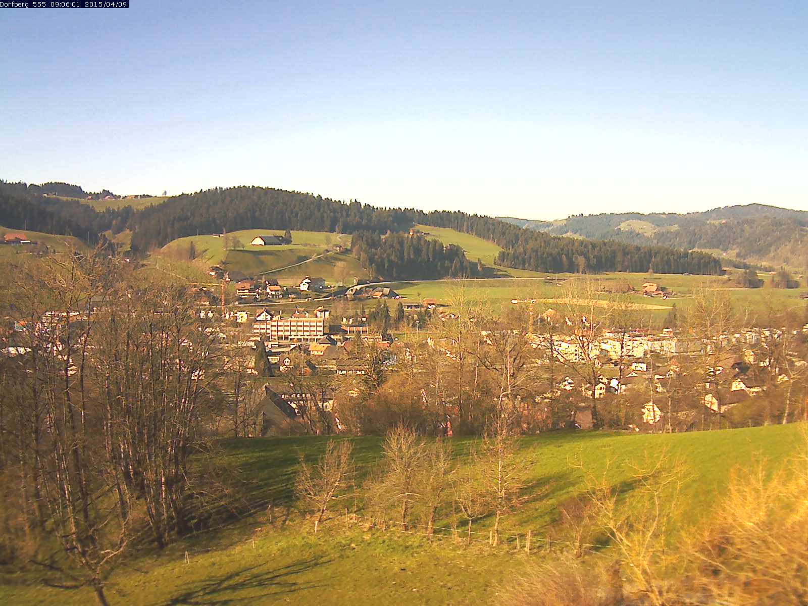 Webcam-Bild: Aussicht vom Dorfberg in Langnau 20150409-090601
