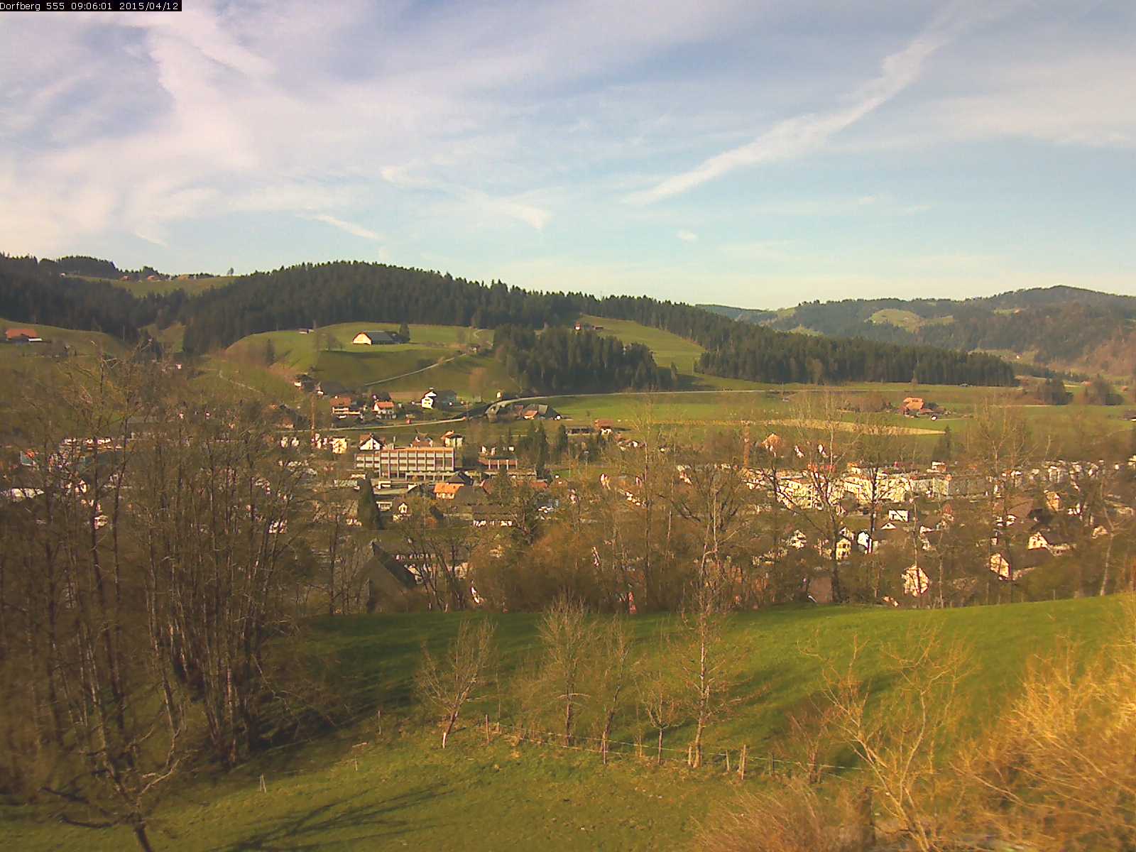 Webcam-Bild: Aussicht vom Dorfberg in Langnau 20150412-090601