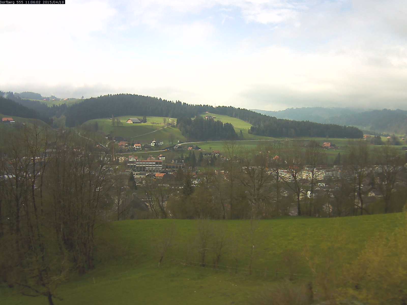 Webcam-Bild: Aussicht vom Dorfberg in Langnau 20150418-110601