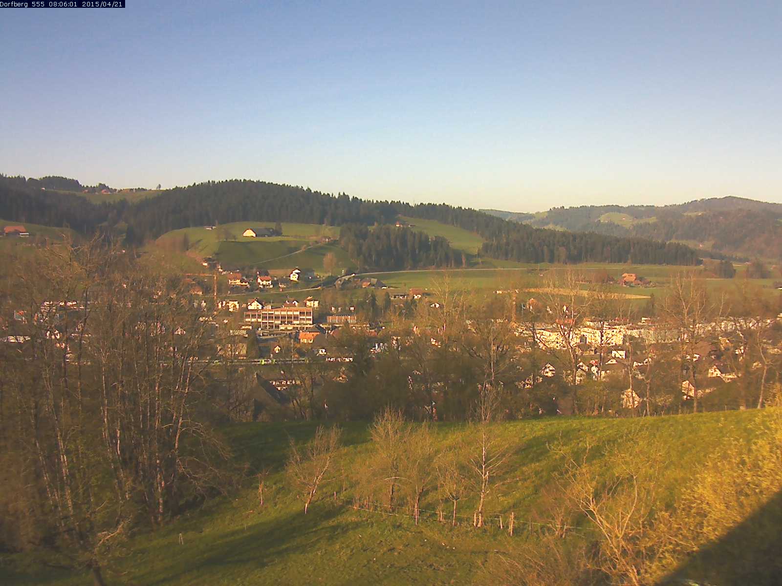 Webcam-Bild: Aussicht vom Dorfberg in Langnau 20150421-080601