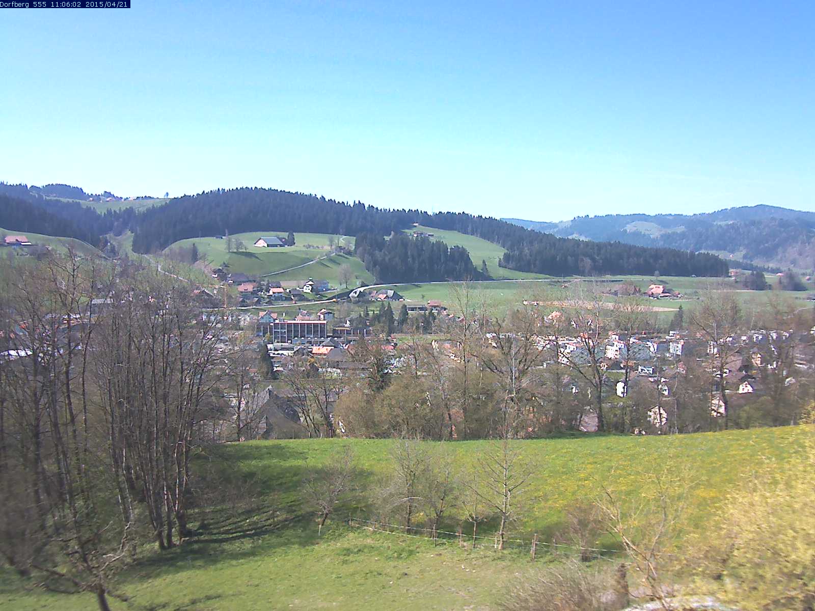 Webcam-Bild: Aussicht vom Dorfberg in Langnau 20150421-110601