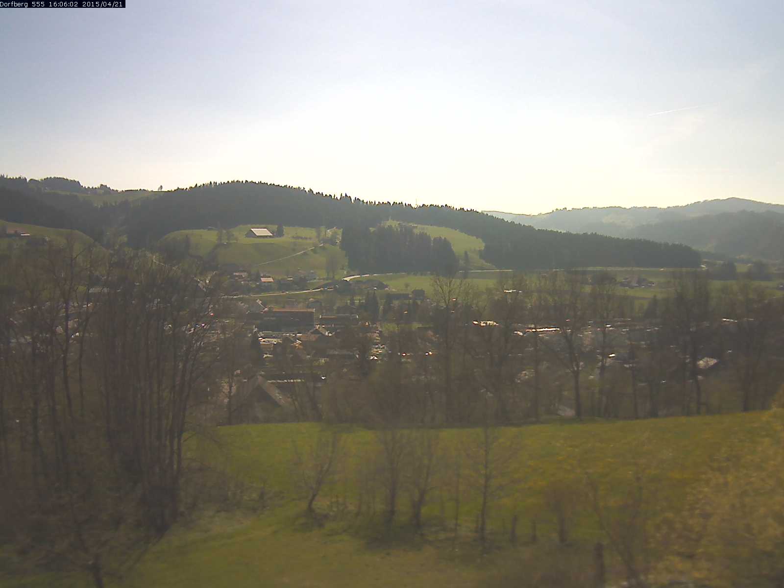 Webcam-Bild: Aussicht vom Dorfberg in Langnau 20150421-160602