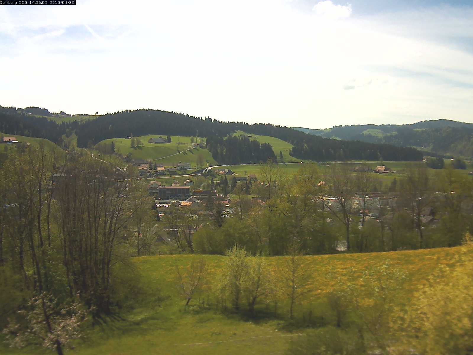Webcam-Bild: Aussicht vom Dorfberg in Langnau 20150430-140601