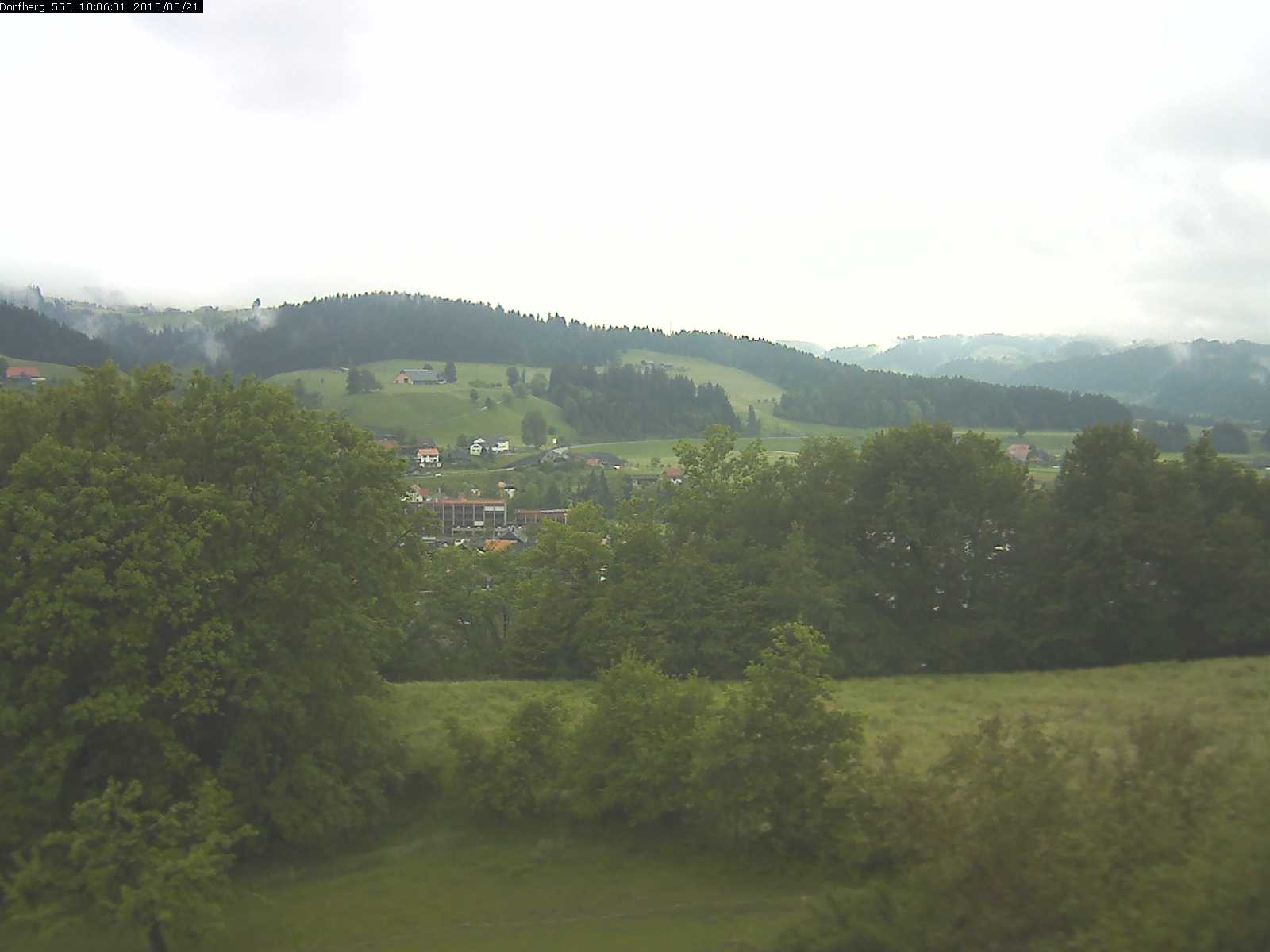 Webcam-Bild: Aussicht vom Dorfberg in Langnau 20150521-100601