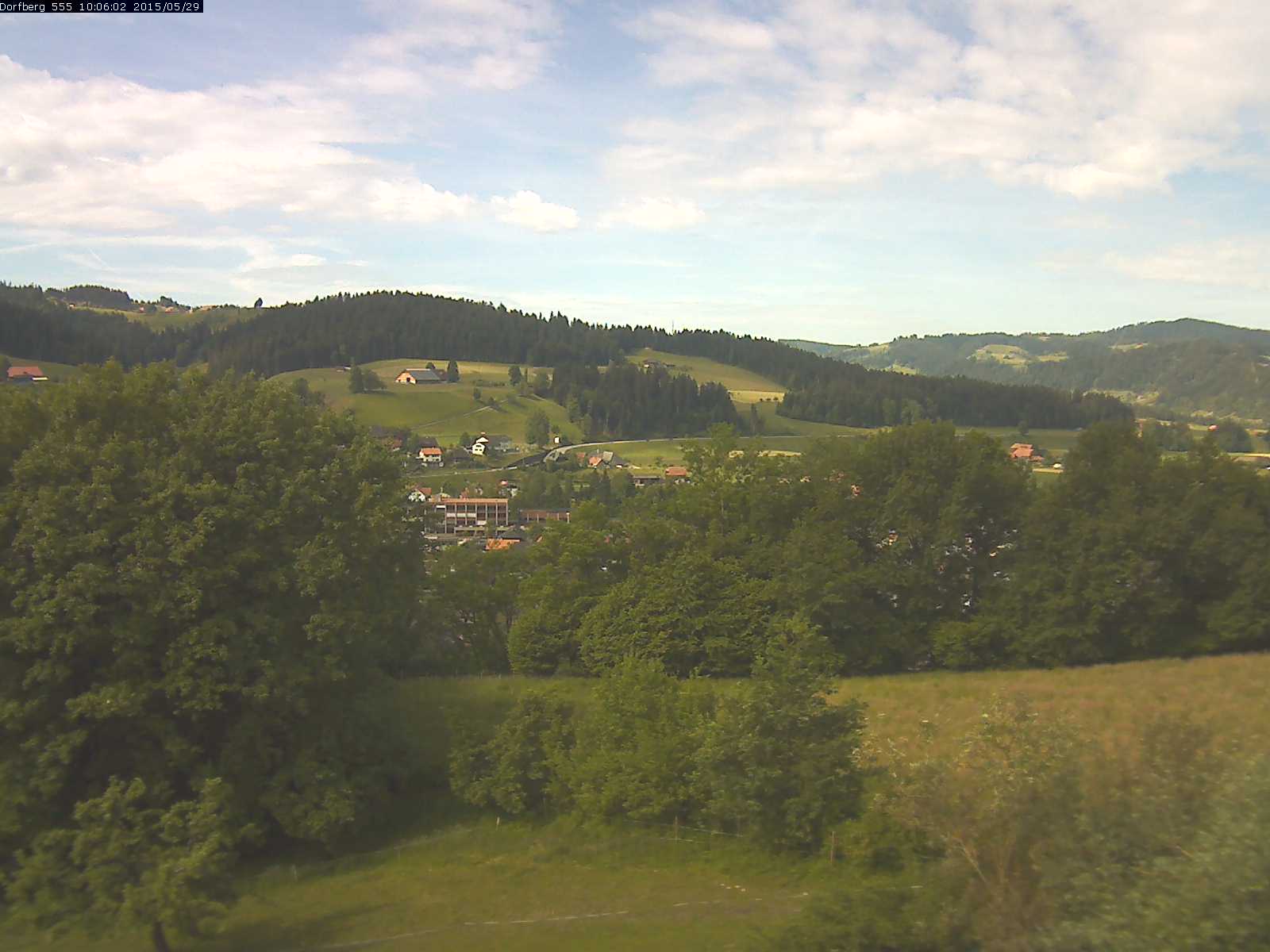 Webcam-Bild: Aussicht vom Dorfberg in Langnau 20150529-100602