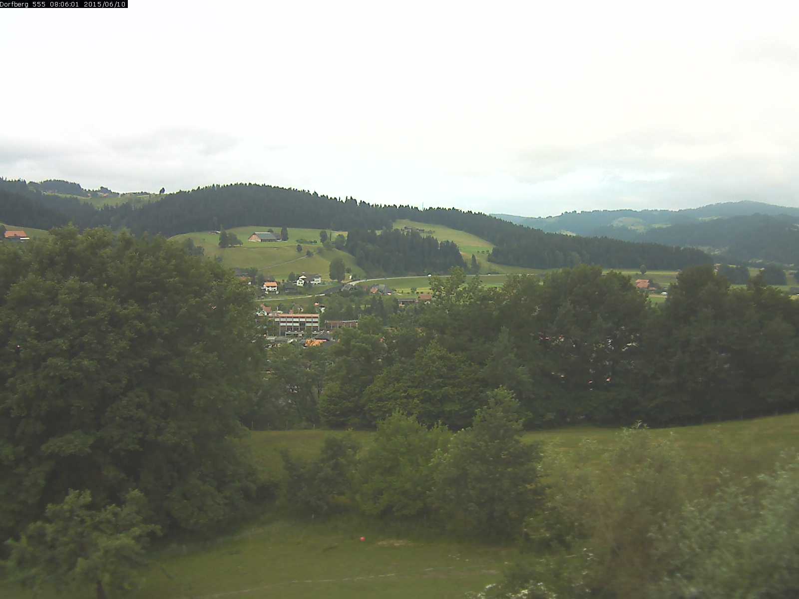 Webcam-Bild: Aussicht vom Dorfberg in Langnau 20150610-080601