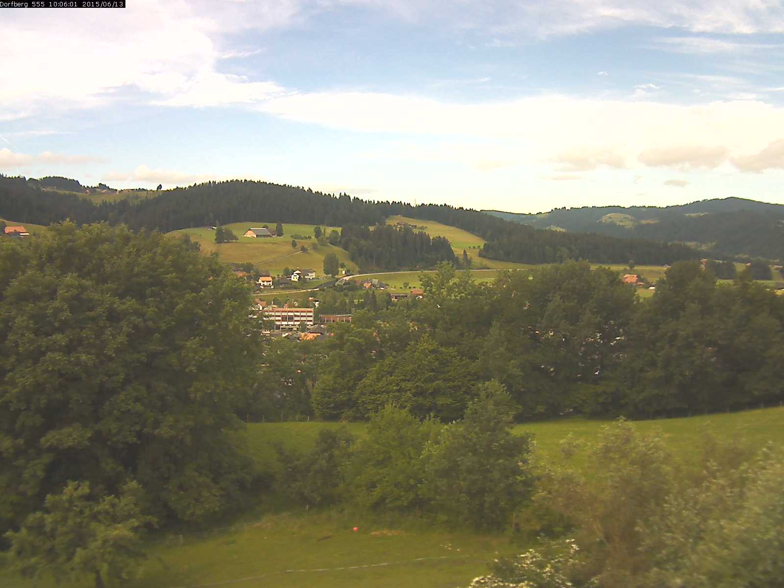 Webcam-Bild: Aussicht vom Dorfberg in Langnau 20150613-100601