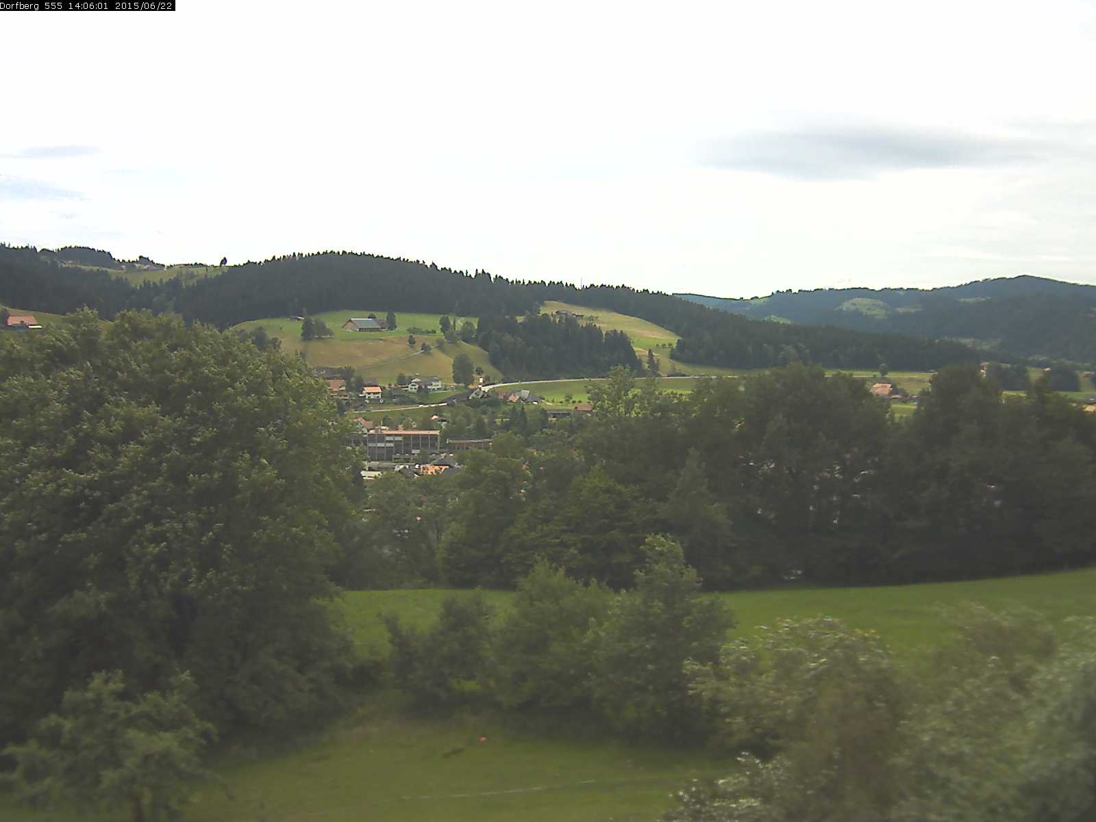 Webcam-Bild: Aussicht vom Dorfberg in Langnau 20150622-140601