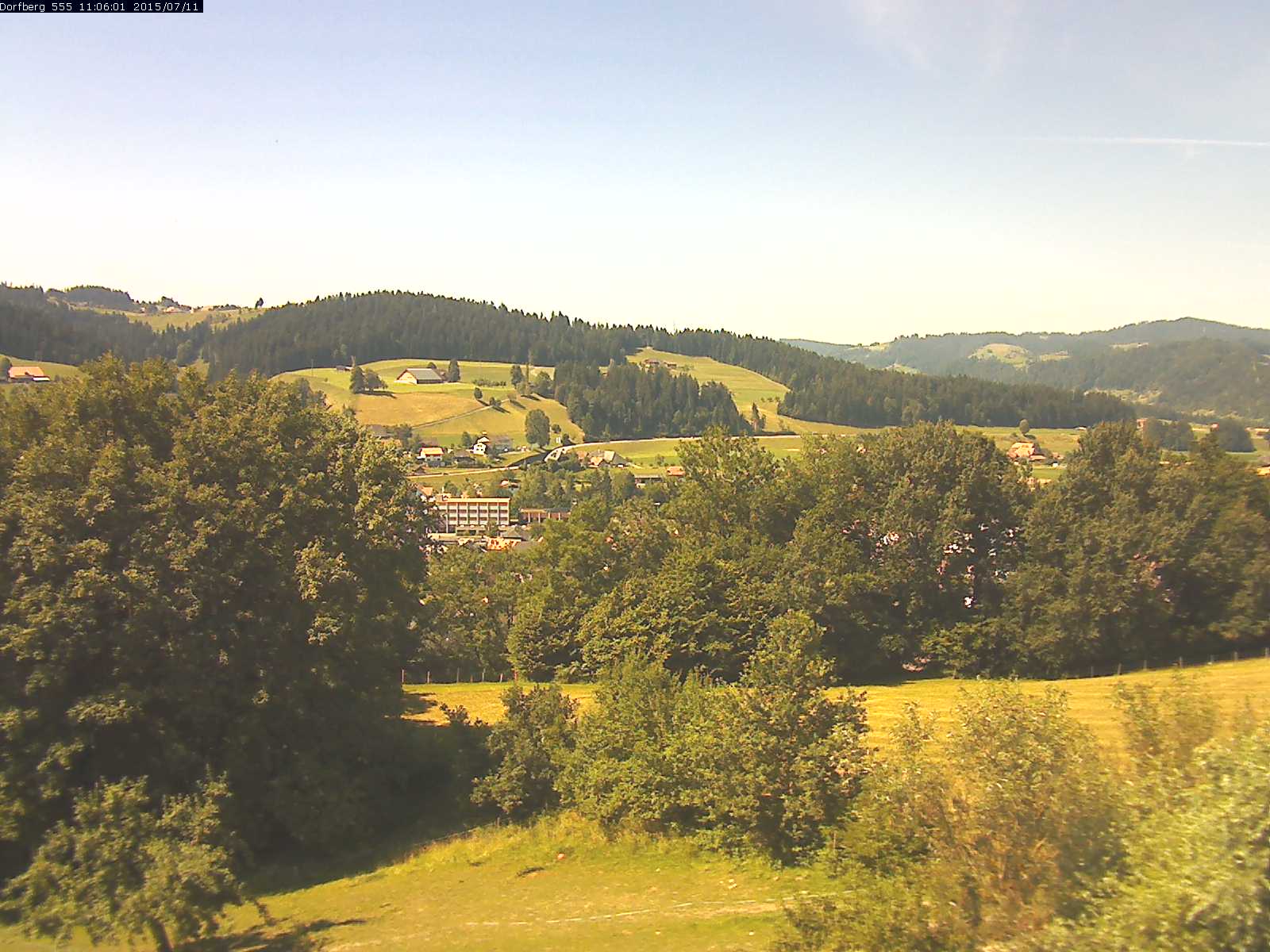 Webcam-Bild: Aussicht vom Dorfberg in Langnau 20150711-110601
