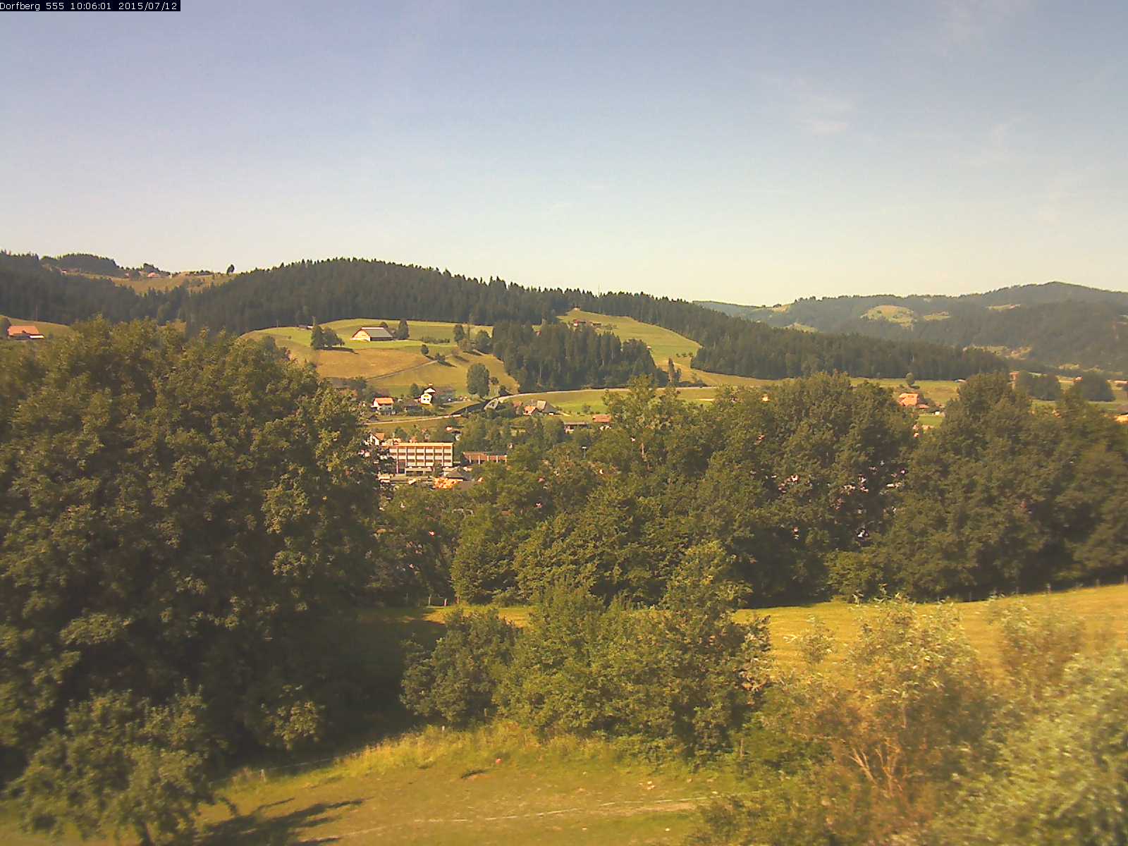 Webcam-Bild: Aussicht vom Dorfberg in Langnau 20150712-100601