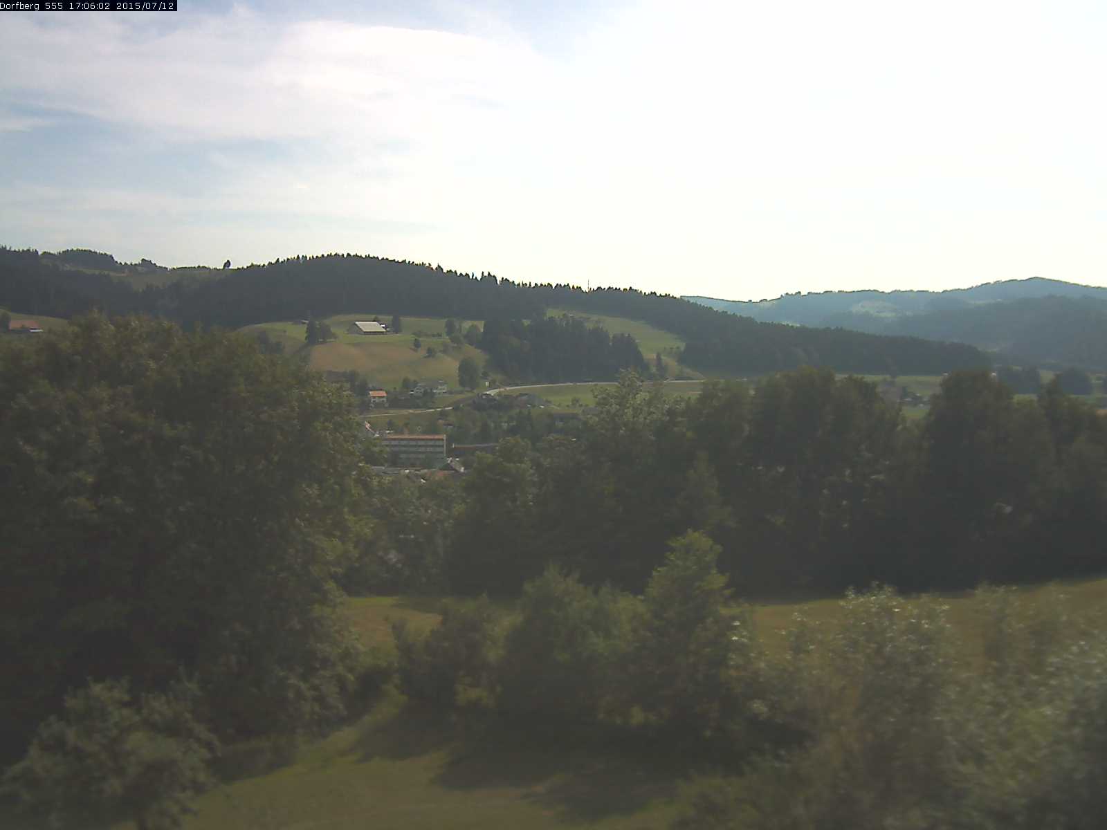 Webcam-Bild: Aussicht vom Dorfberg in Langnau 20150712-170601