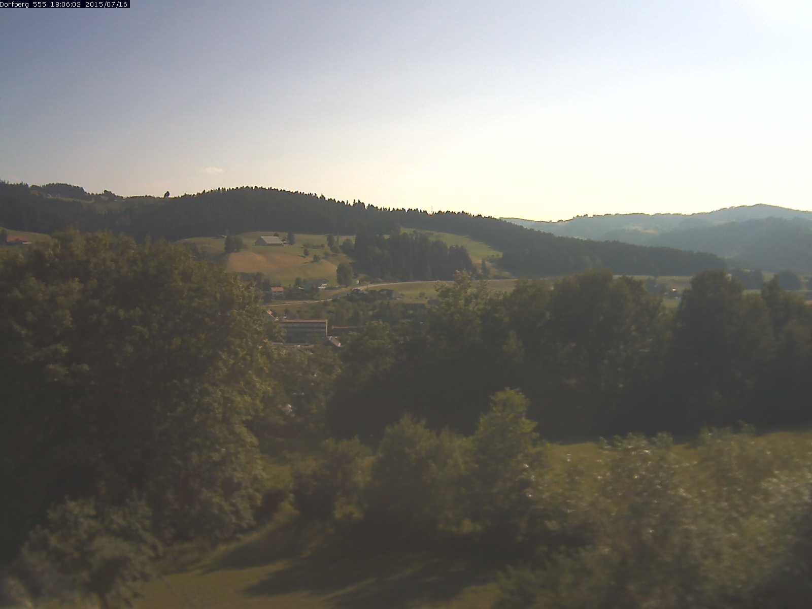 Webcam-Bild: Aussicht vom Dorfberg in Langnau 20150716-180601